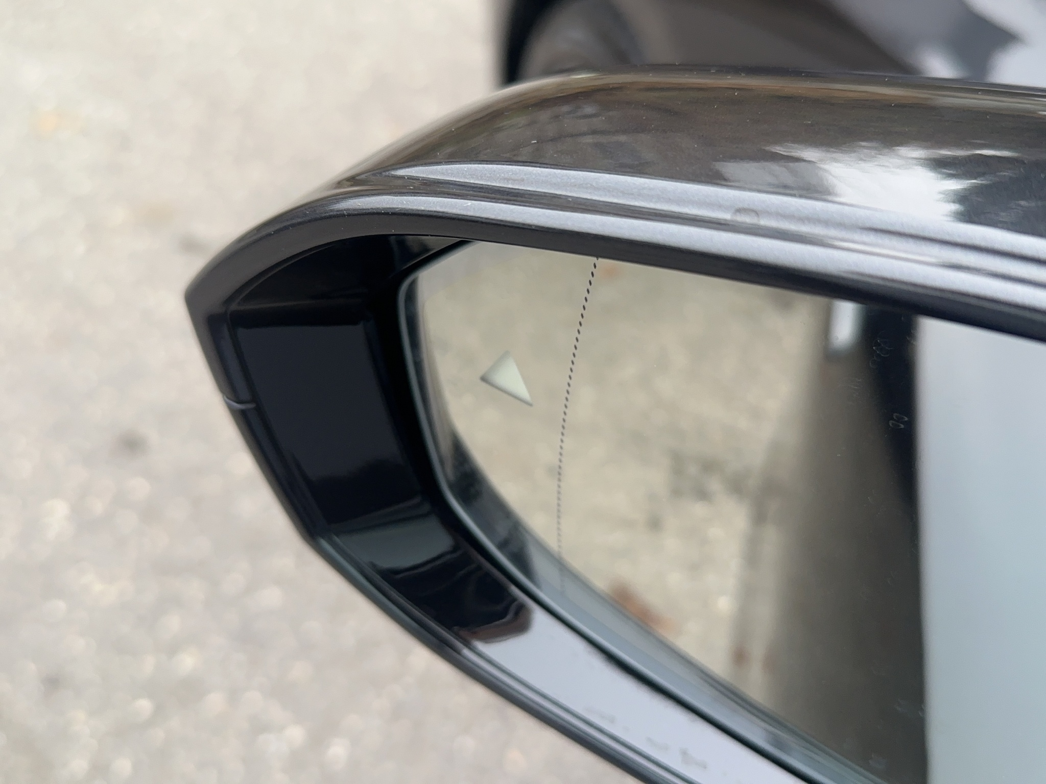 listing desktop thumbnail image 15