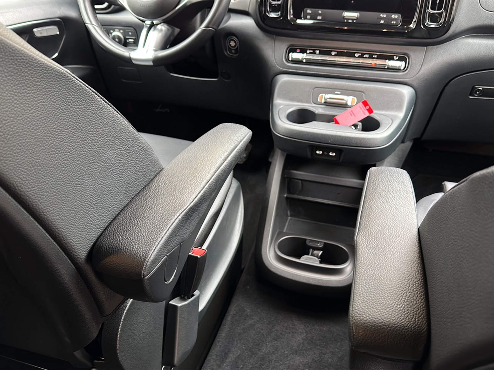 listing desktop thumbnail image 16