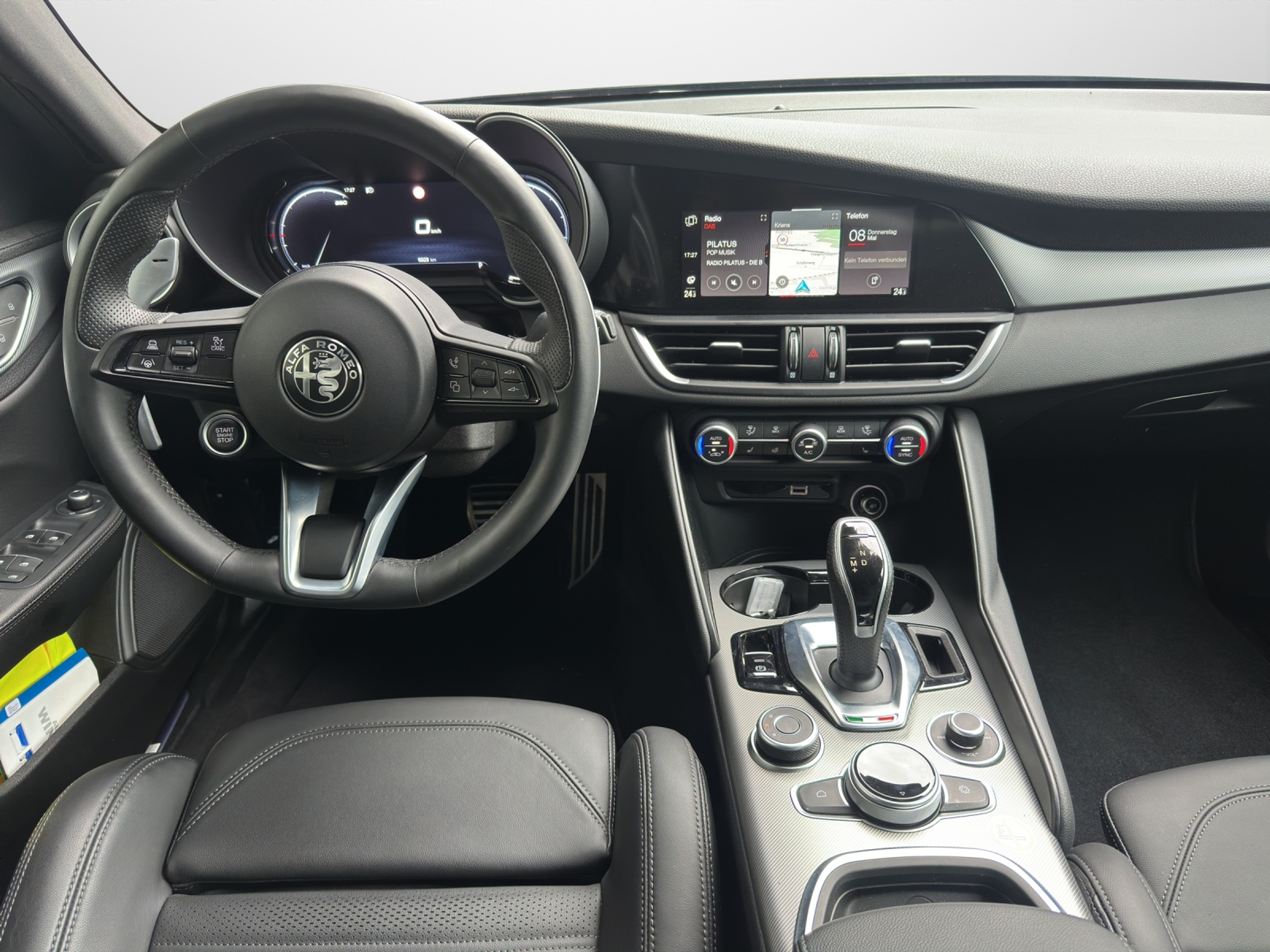 listing desktop thumbnail image 5