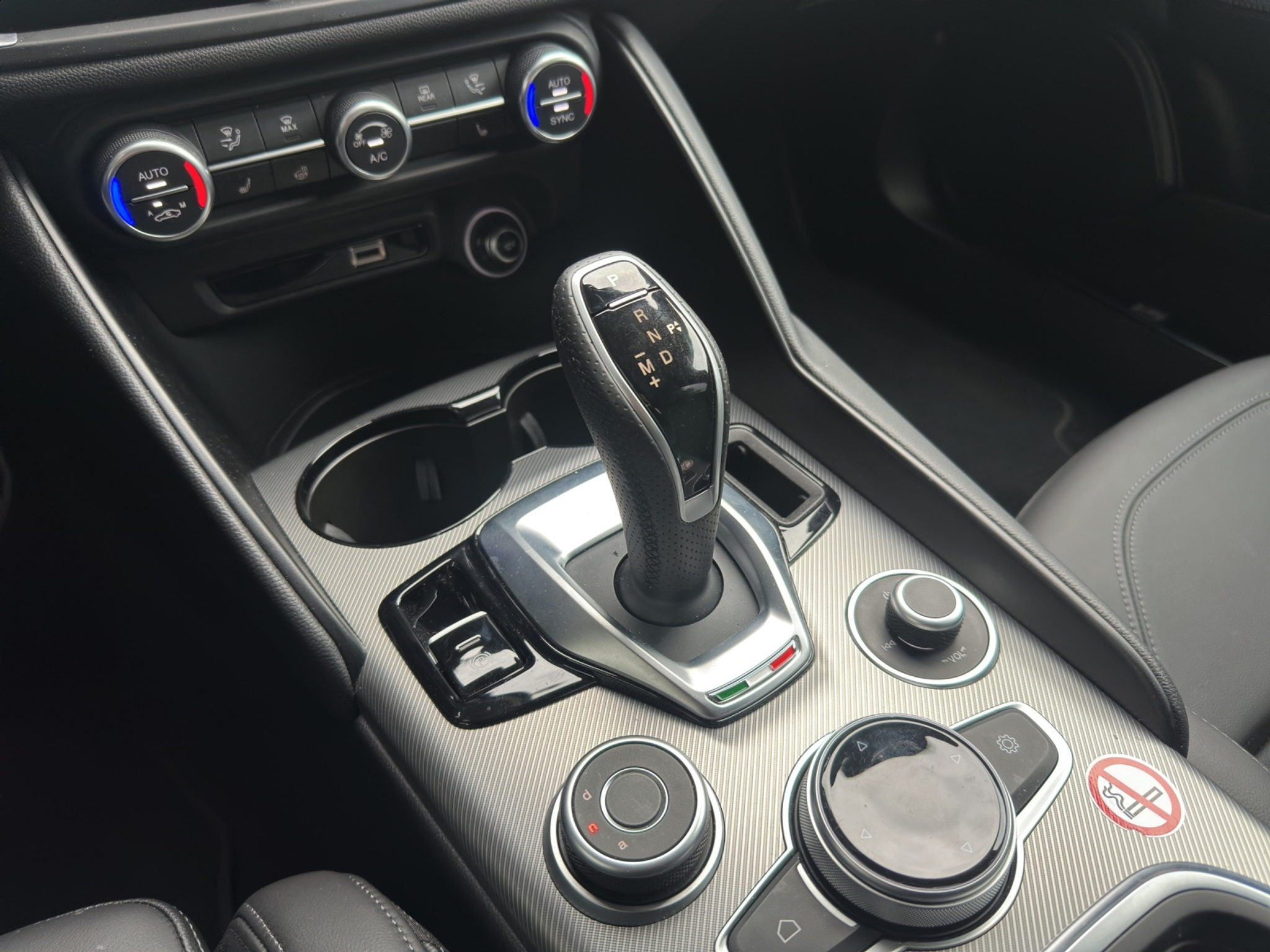 listing desktop thumbnail image 7