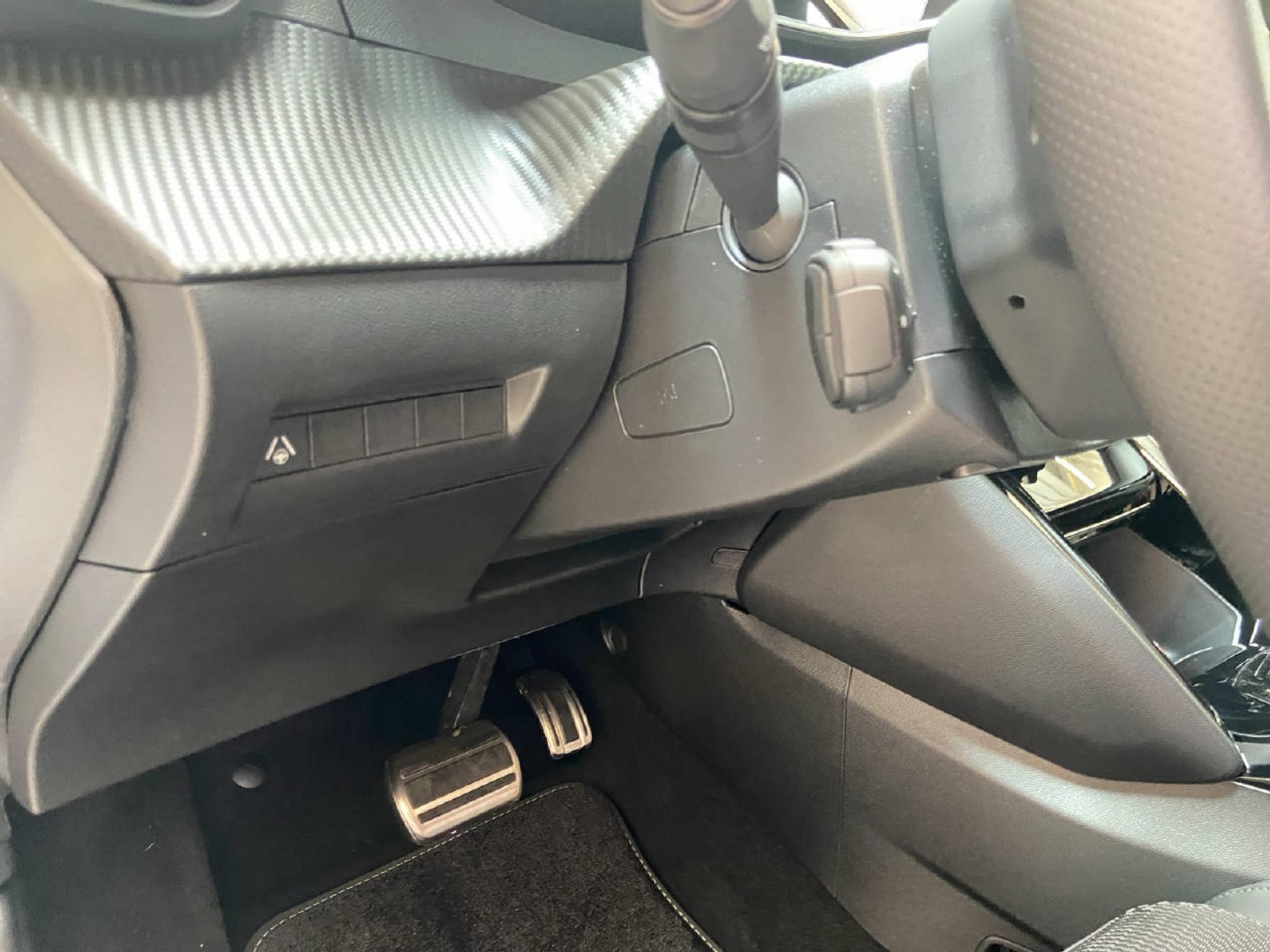 listing desktop thumbnail image 13