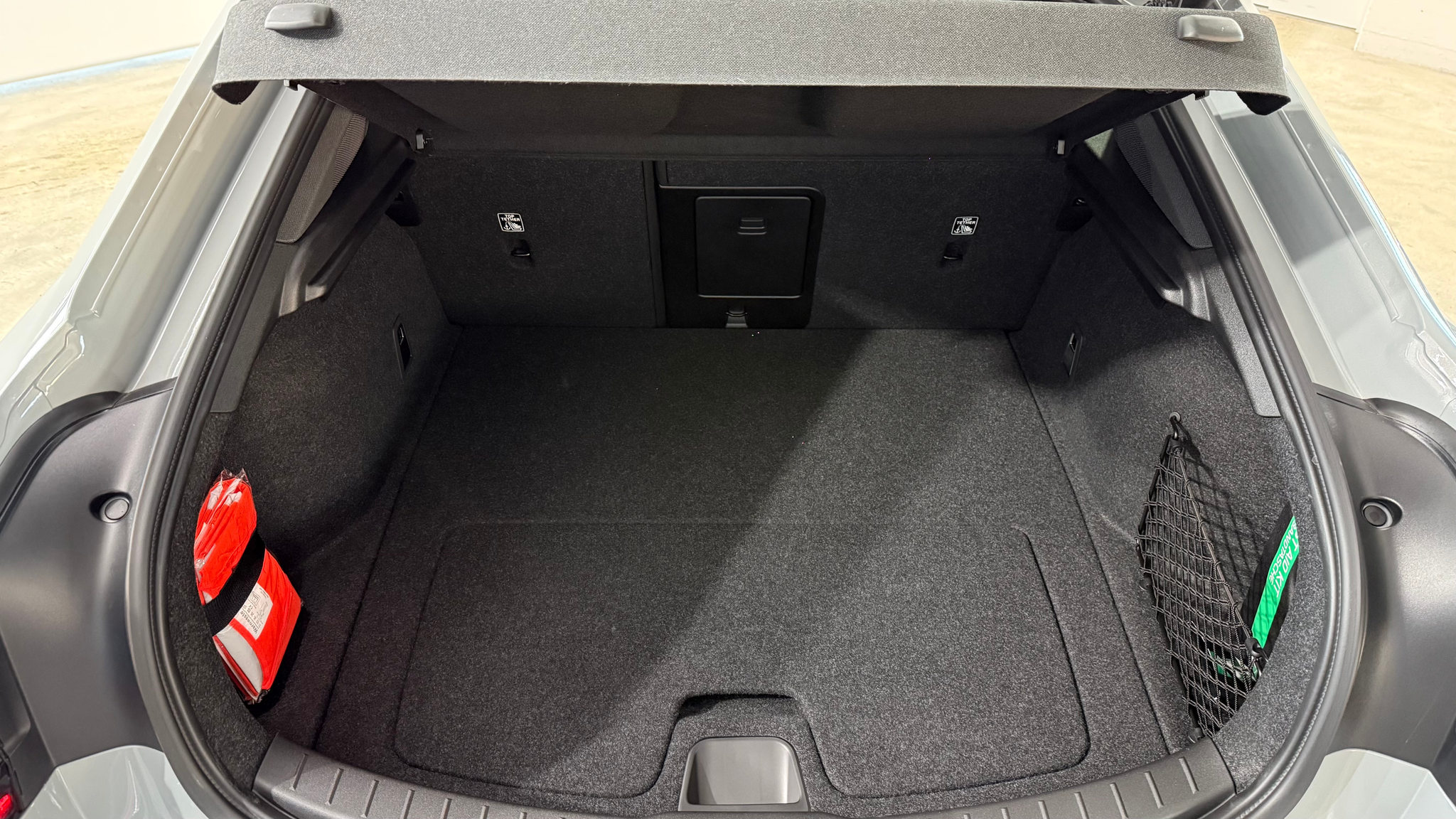 listing desktop thumbnail image 6