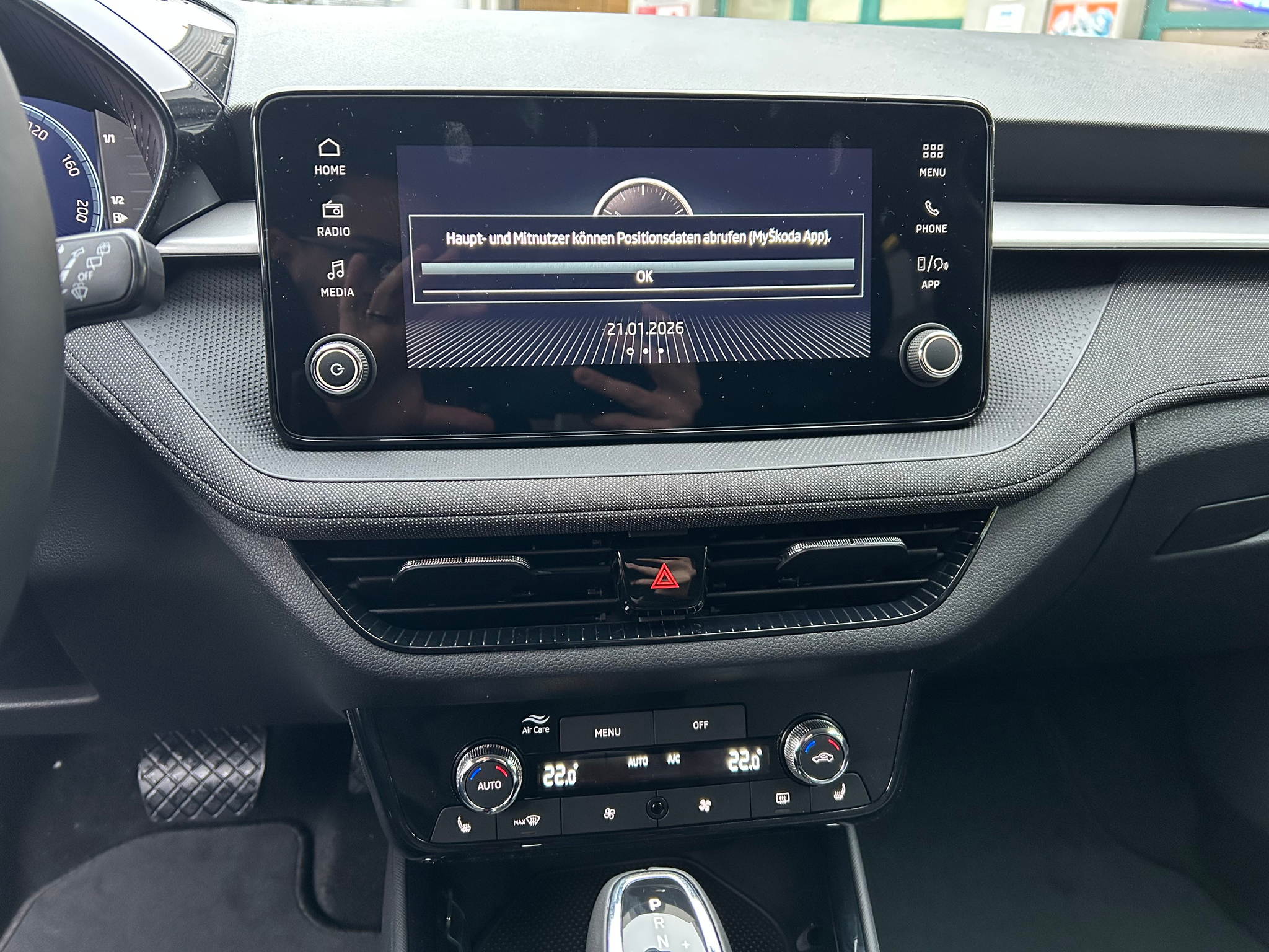 listing desktop thumbnail image 8