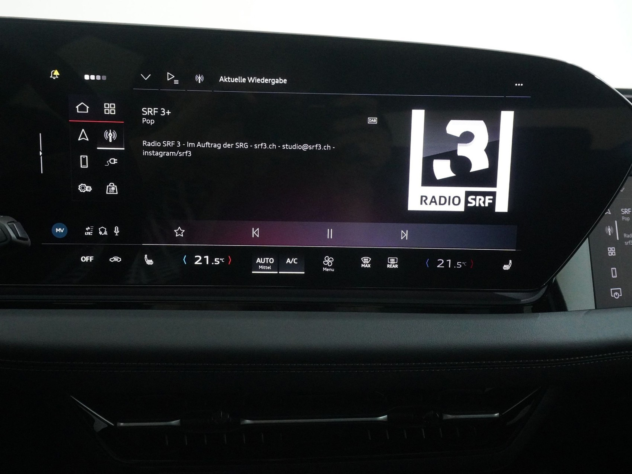 listing desktop thumbnail image 12