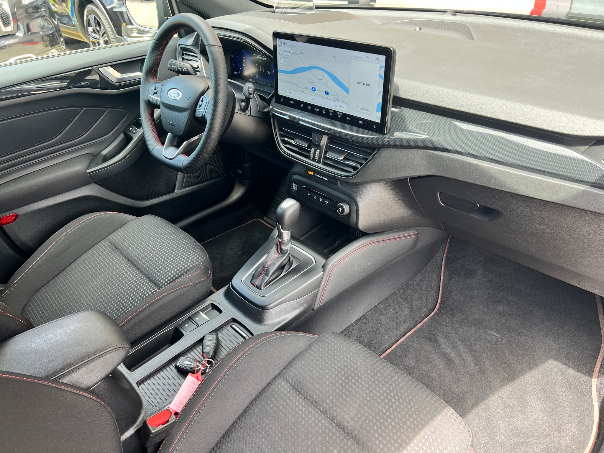 listing desktop thumbnail image 12