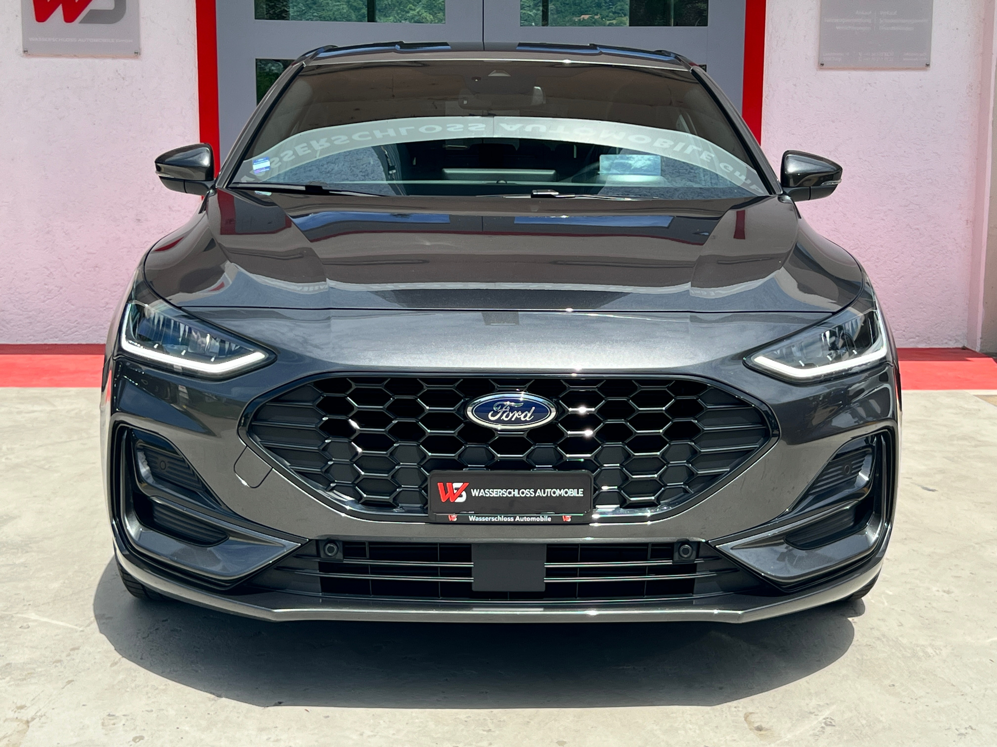 listing desktop thumbnail image 2