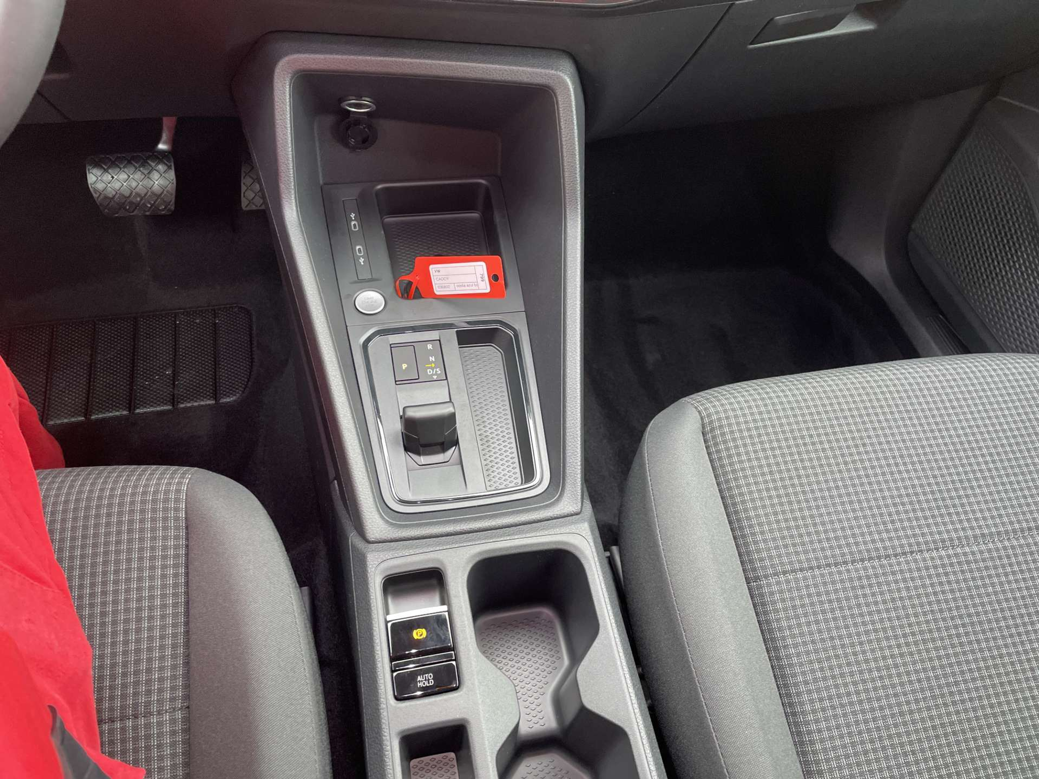 listing desktop thumbnail image 9