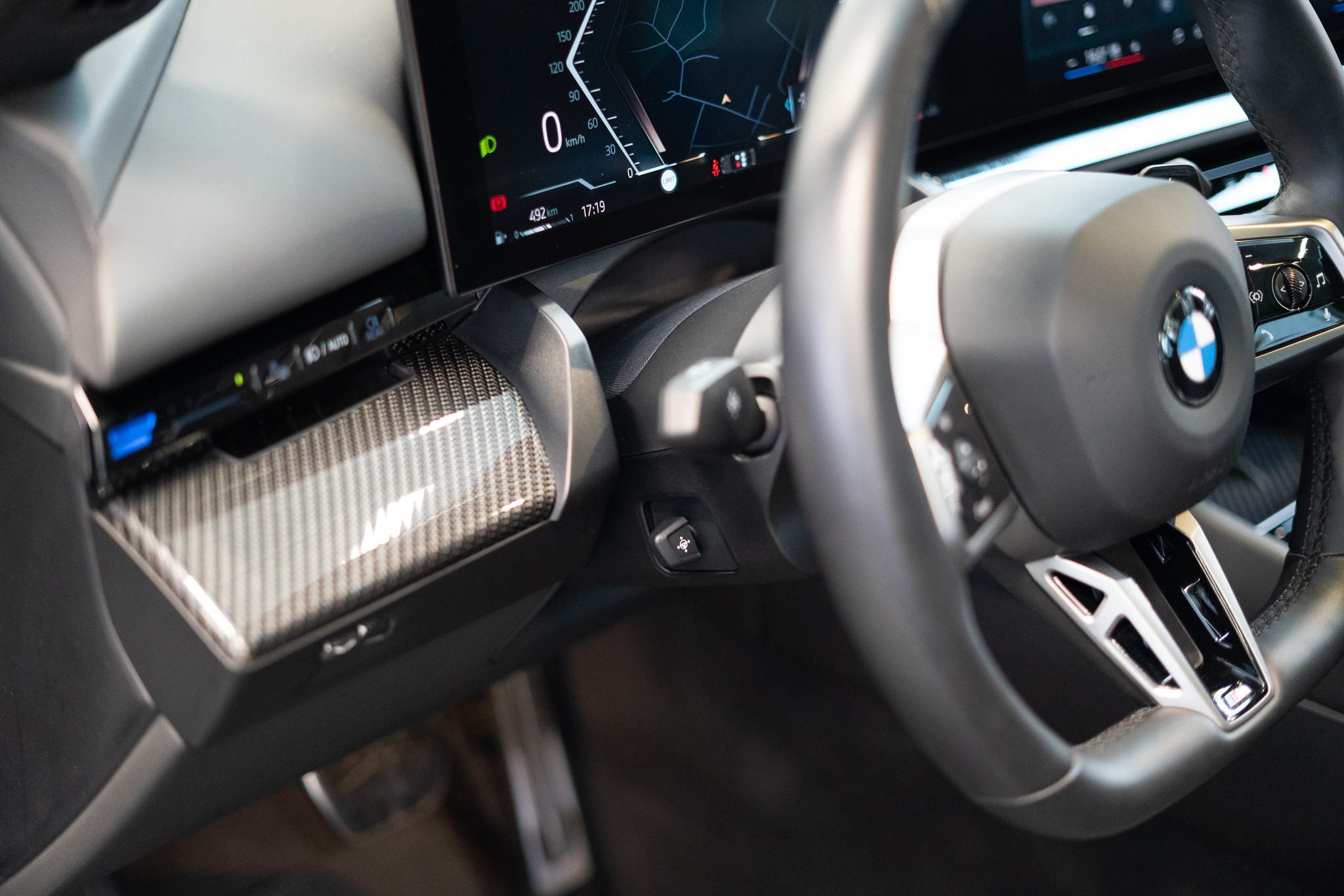 listing desktop thumbnail image 19