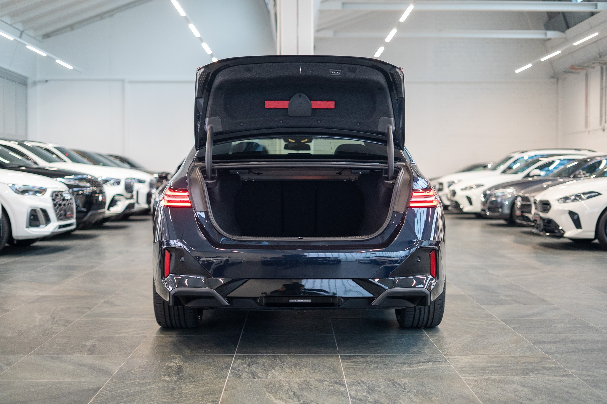 listing desktop thumbnail image 5