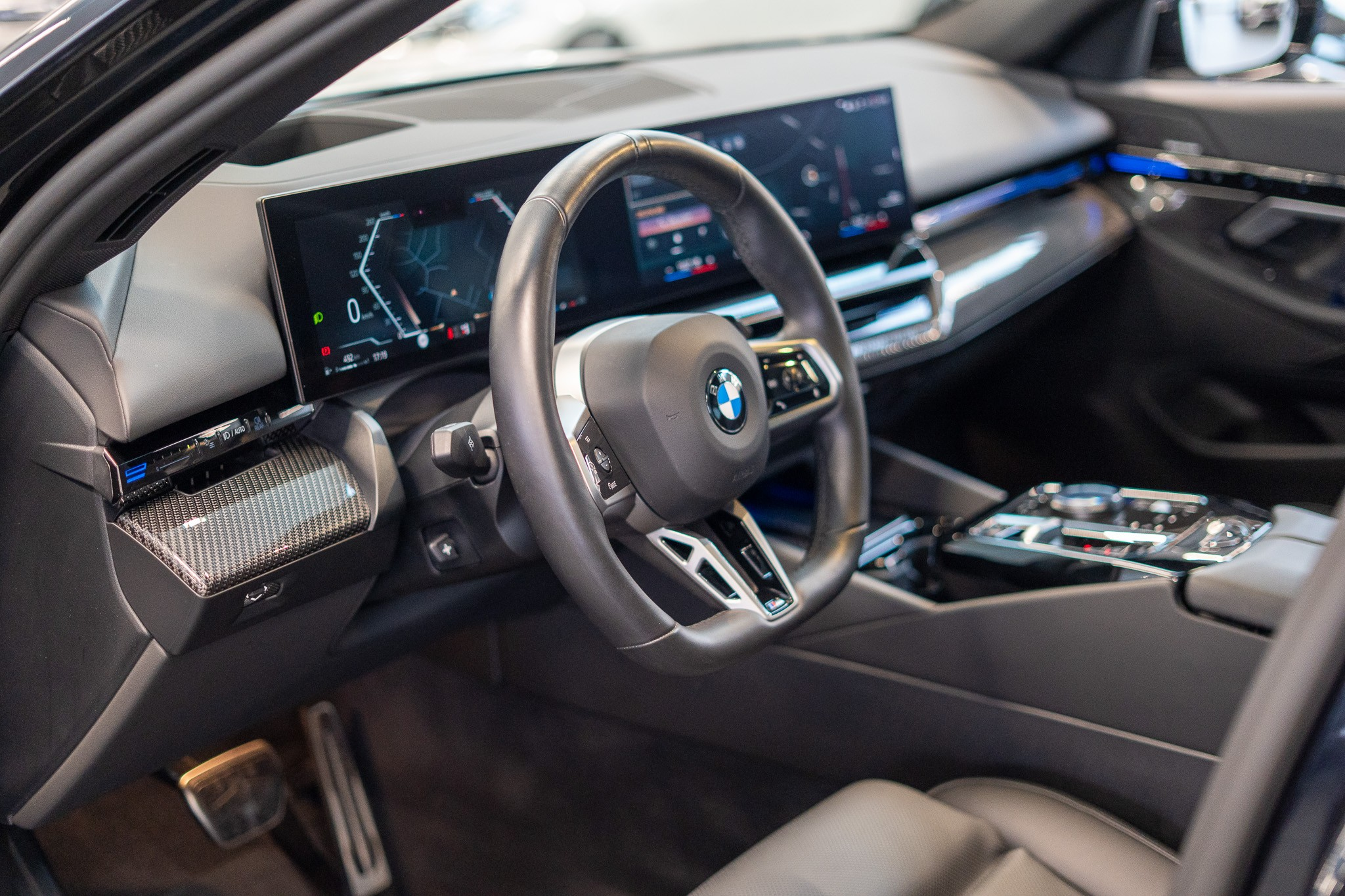 listing desktop thumbnail image 9