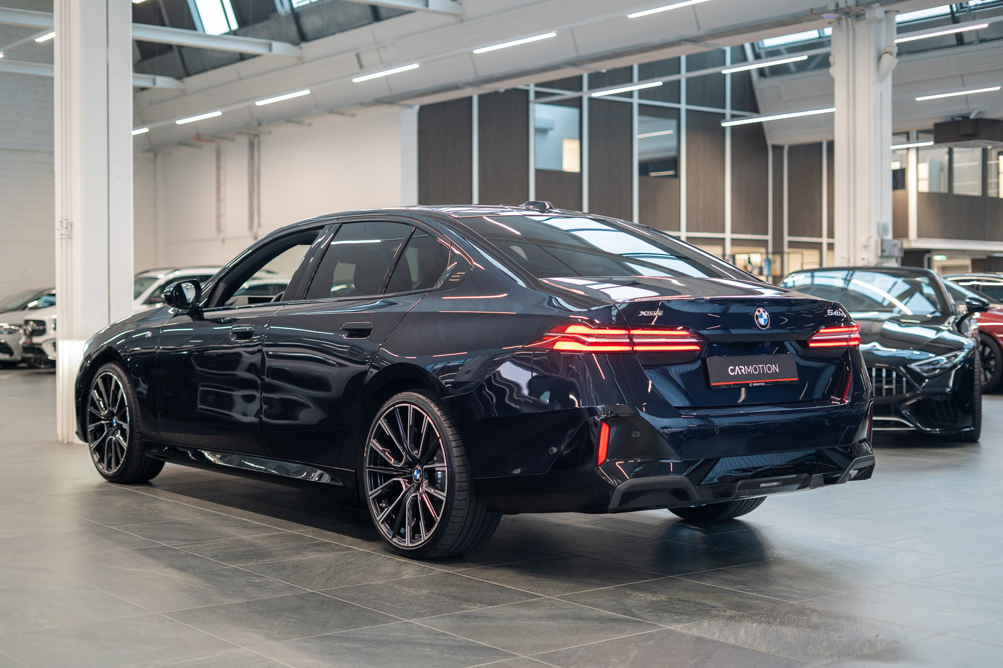 listing desktop thumbnail image 7