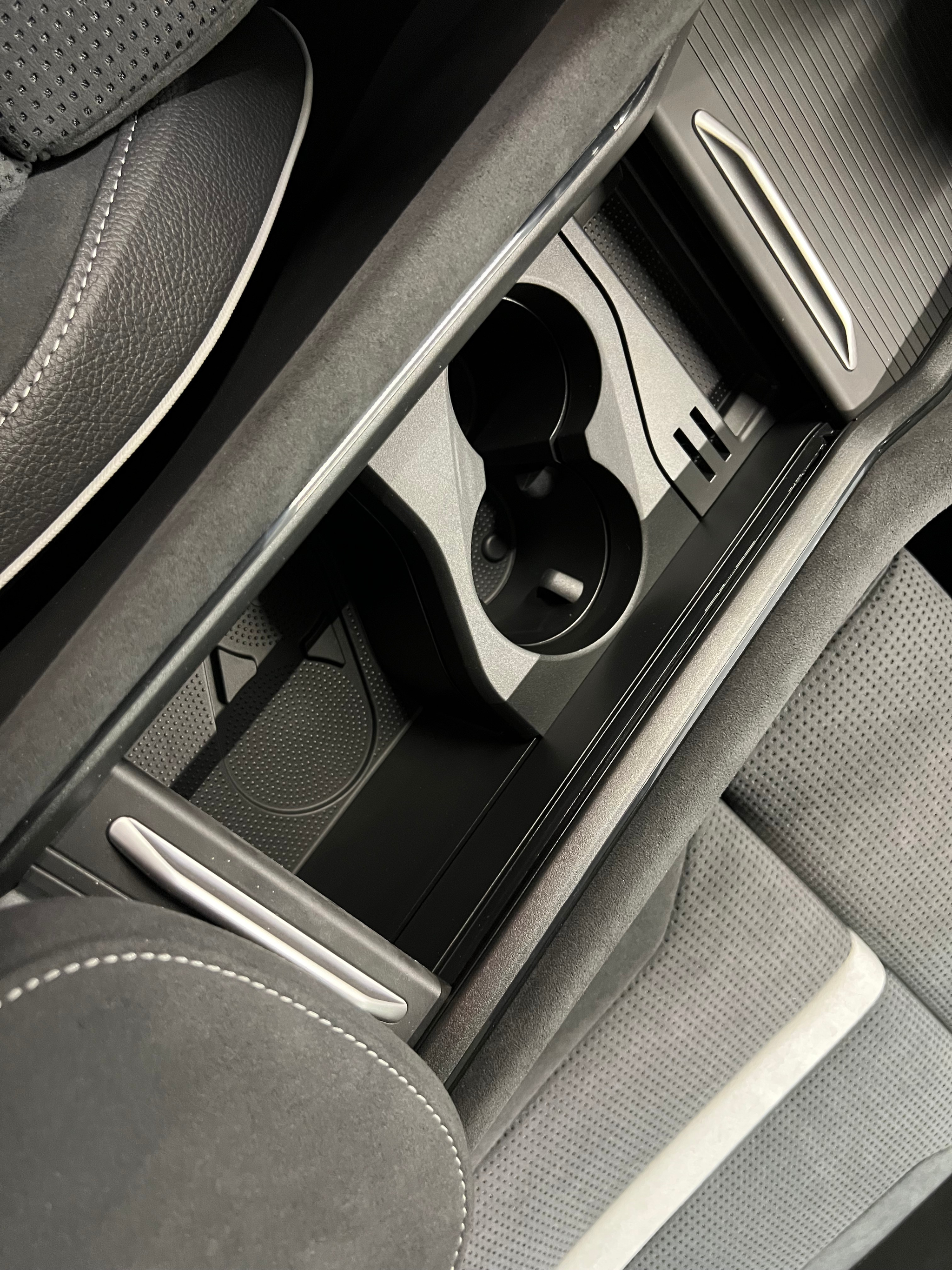 listing desktop thumbnail image 24