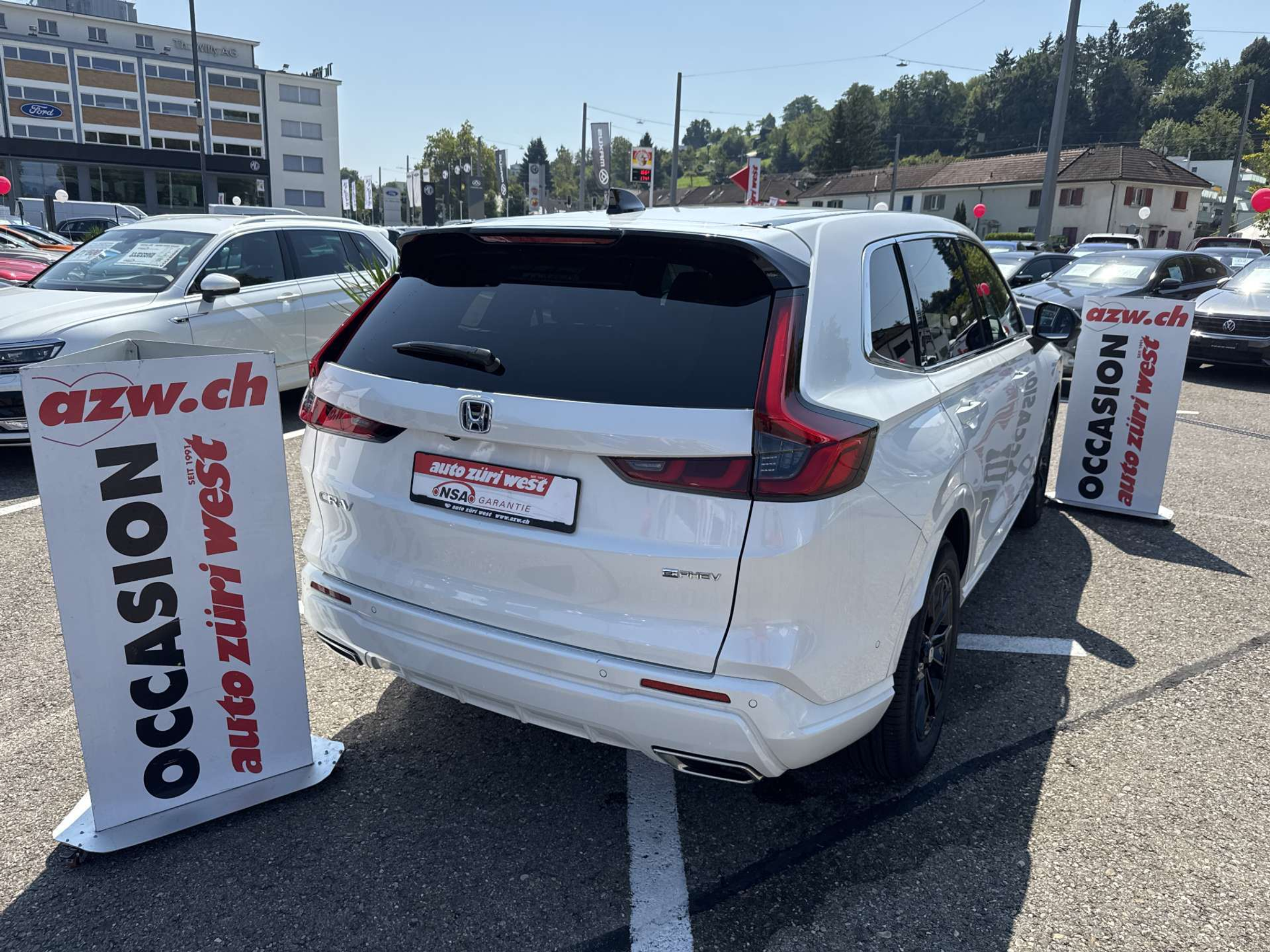 listing desktop thumbnail image 2