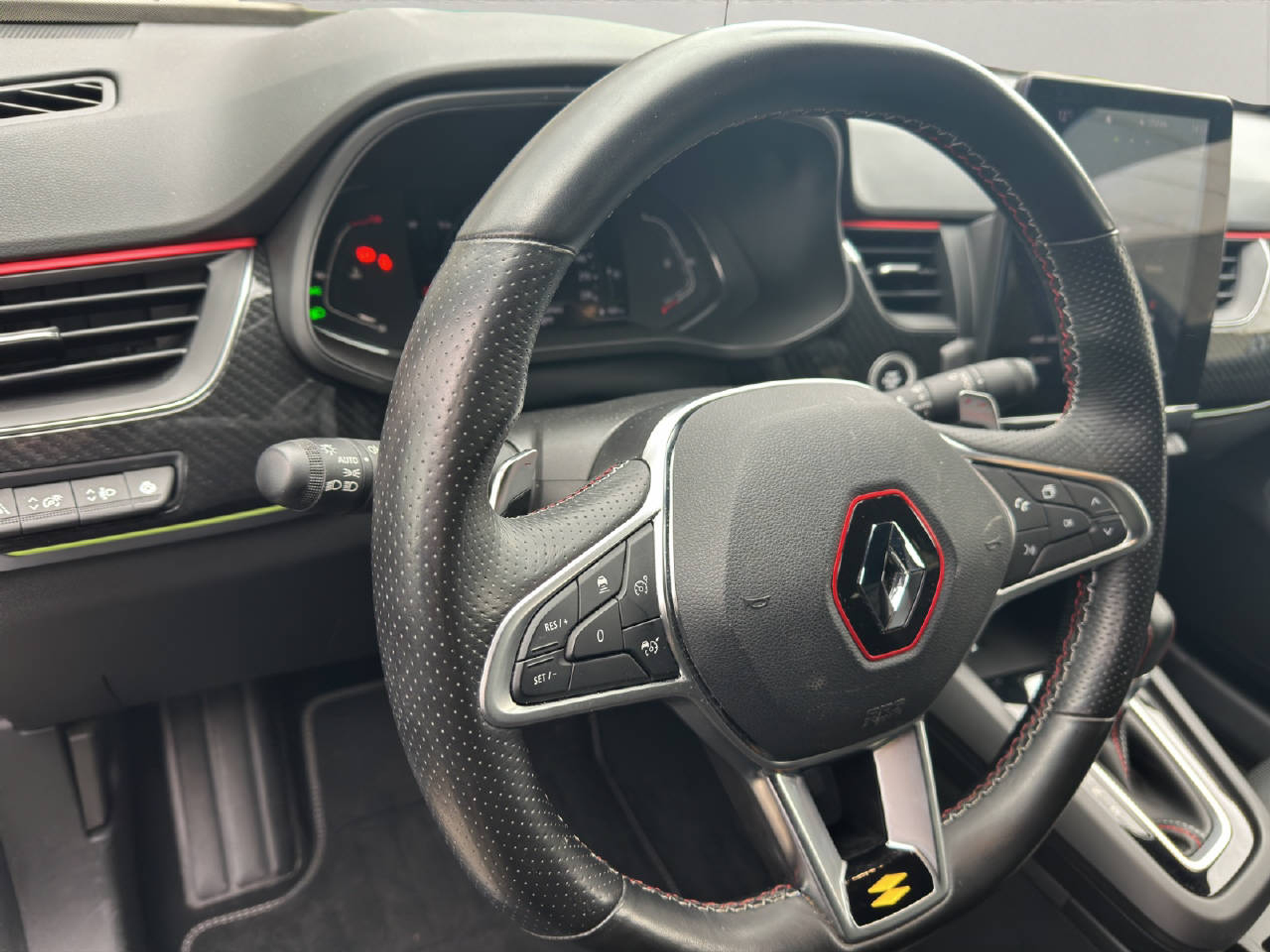 listing desktop thumbnail image 8