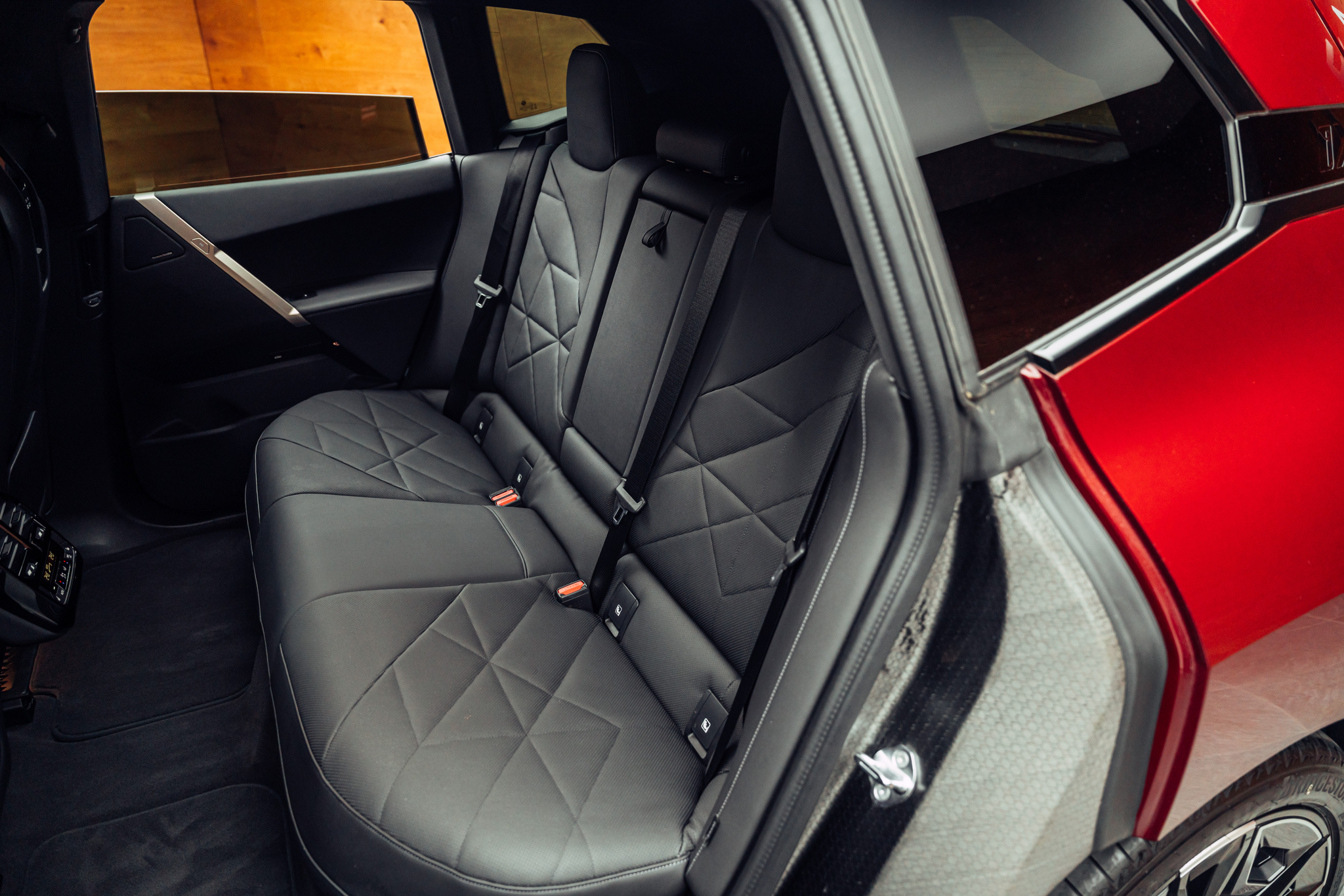 listing desktop thumbnail image 7