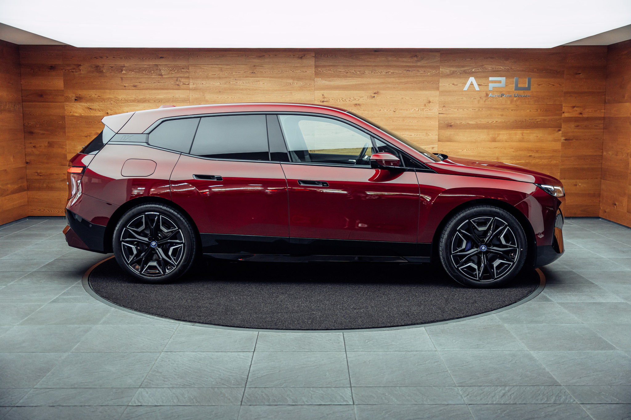 listing desktop thumbnail image 9