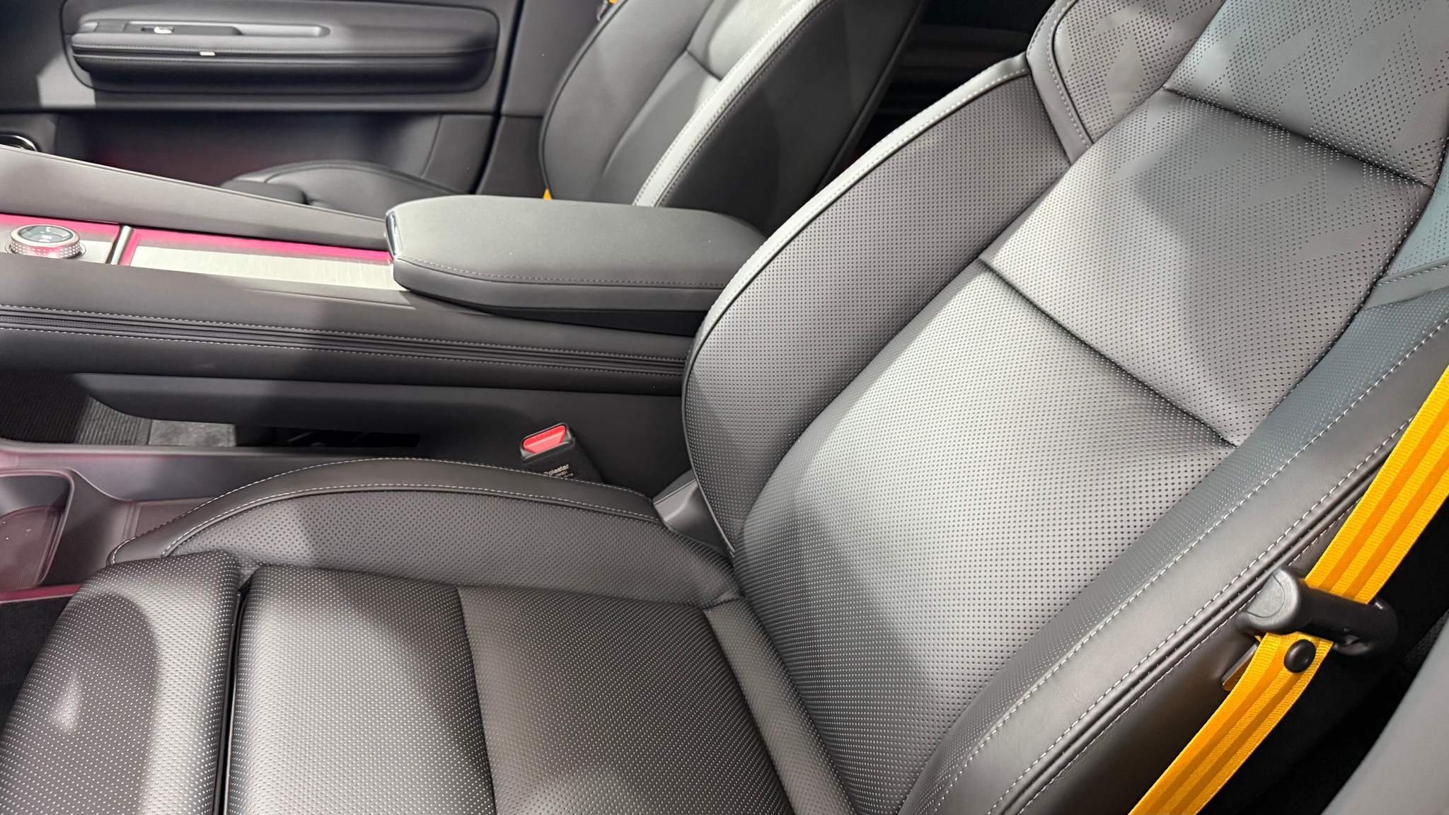 listing desktop thumbnail image 11