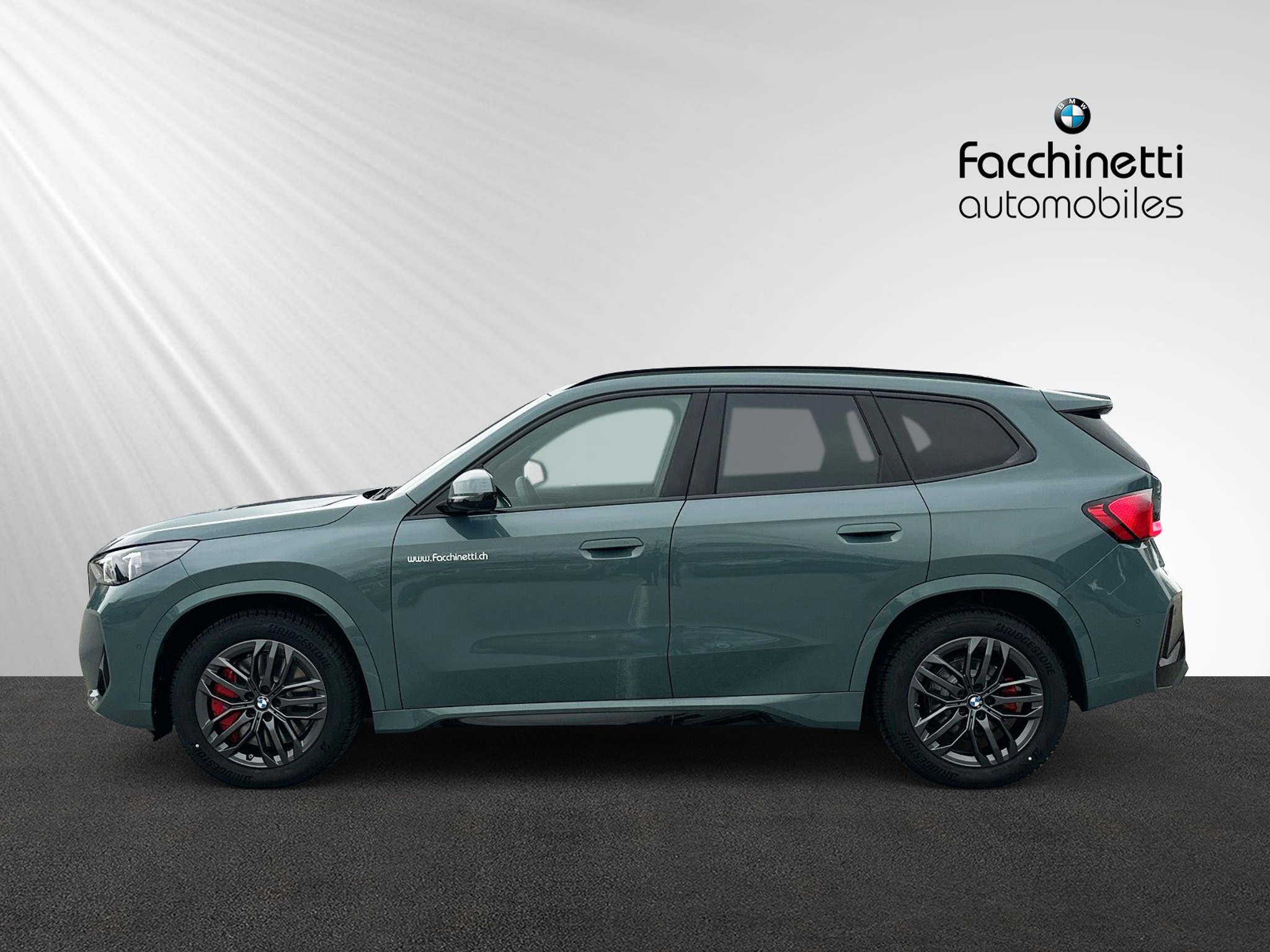 listing desktop thumbnail image 1