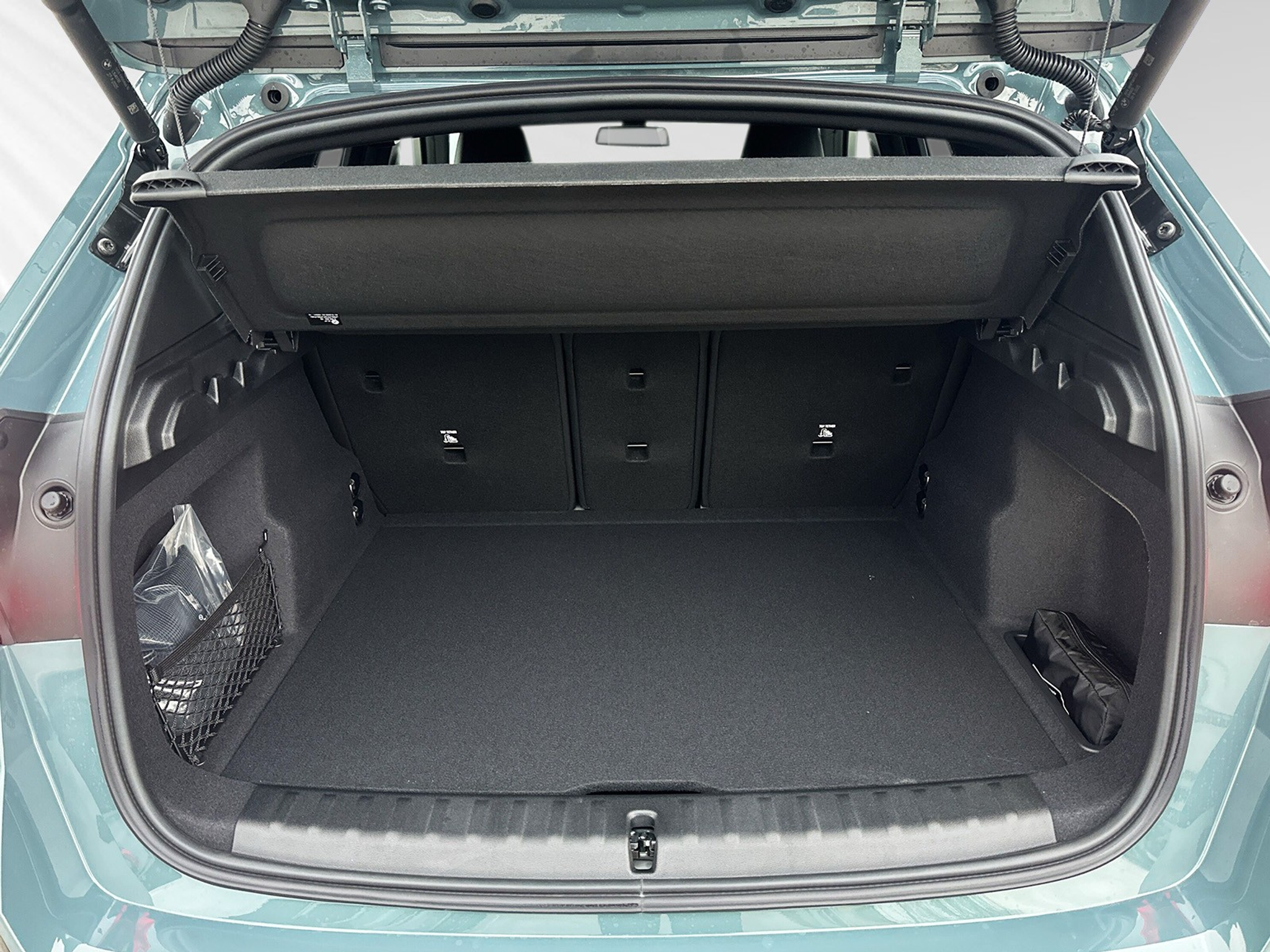 listing desktop thumbnail image 6