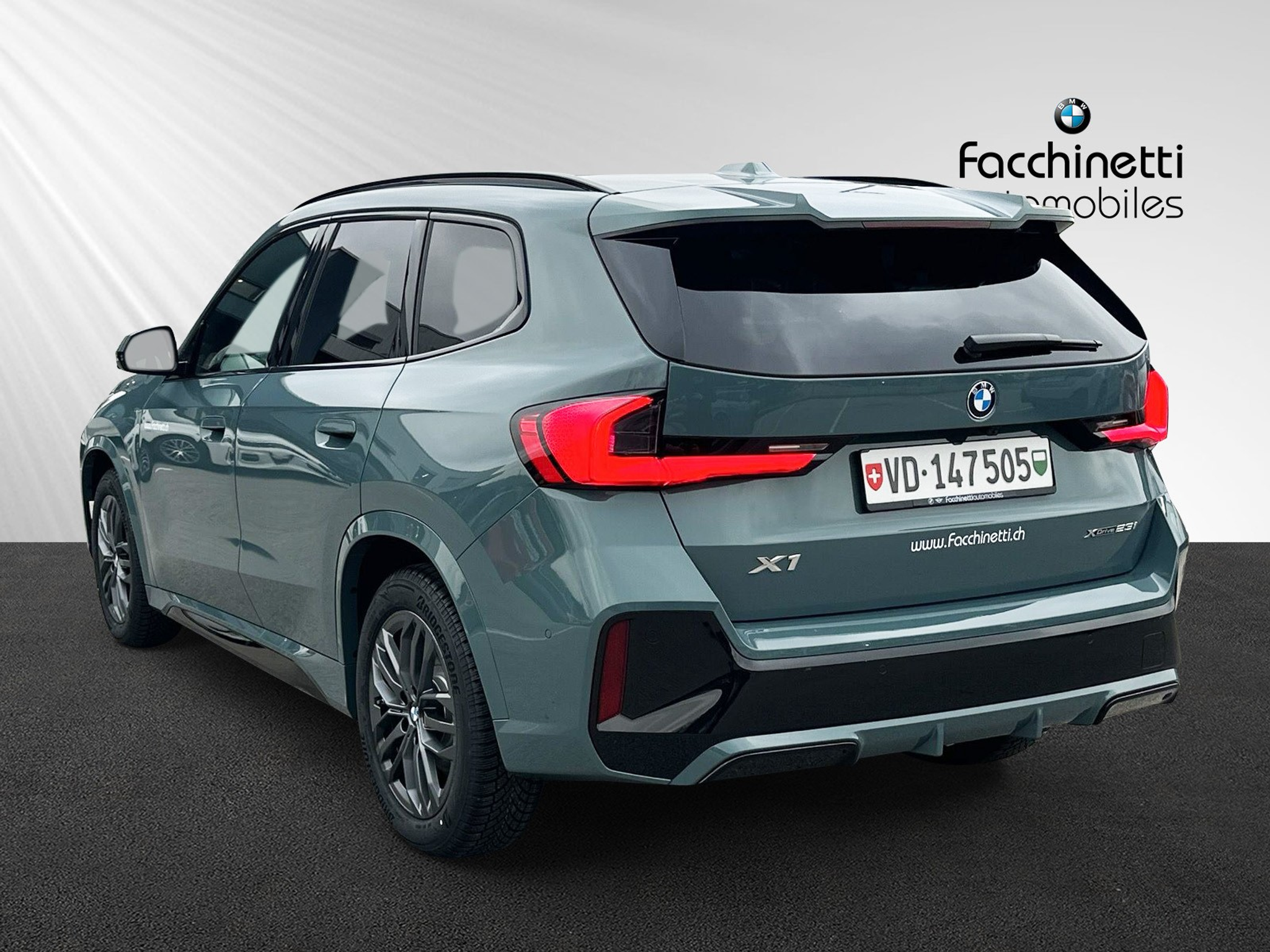 listing desktop thumbnail image 2