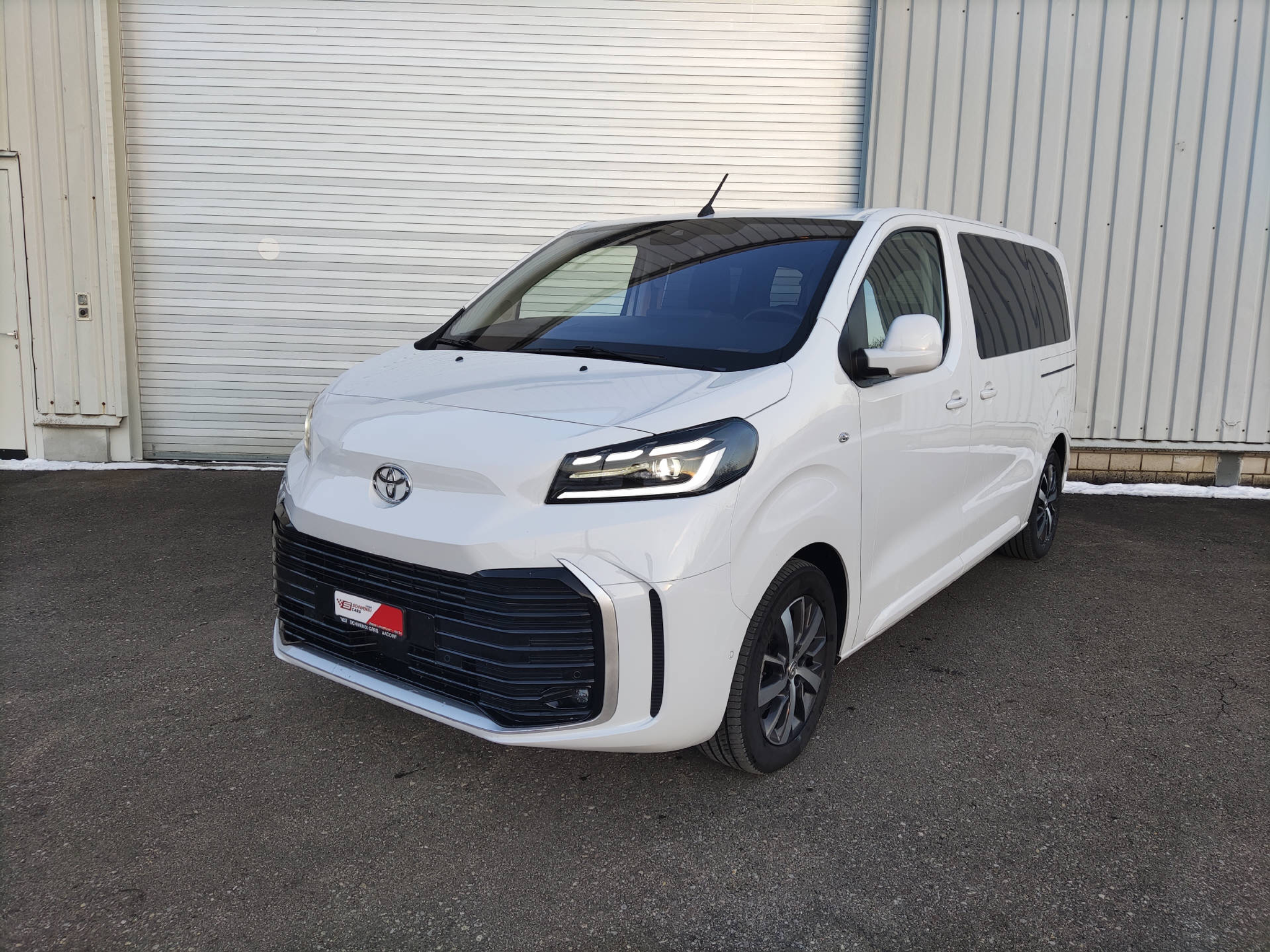 listing desktop thumbnail image 6