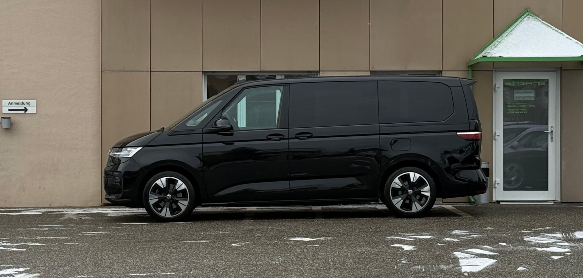 listing desktop thumbnail image 7