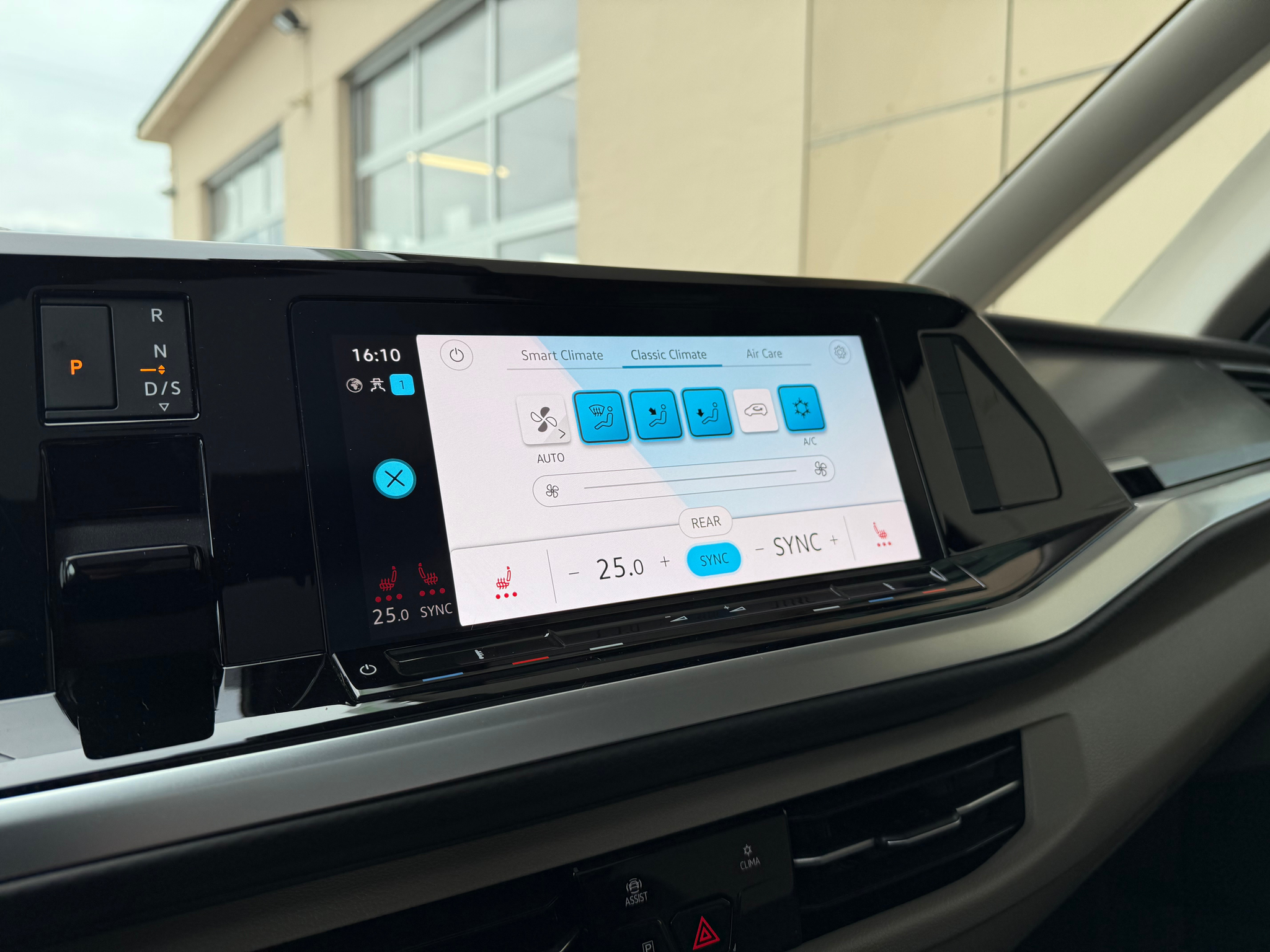 listing desktop thumbnail image 18