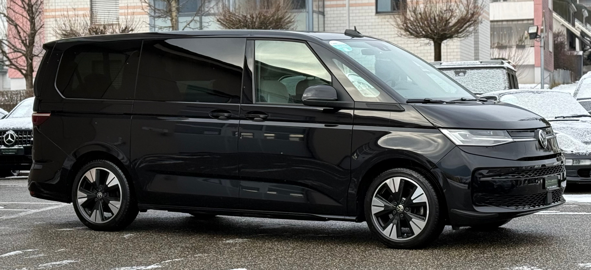 listing desktop thumbnail image 2