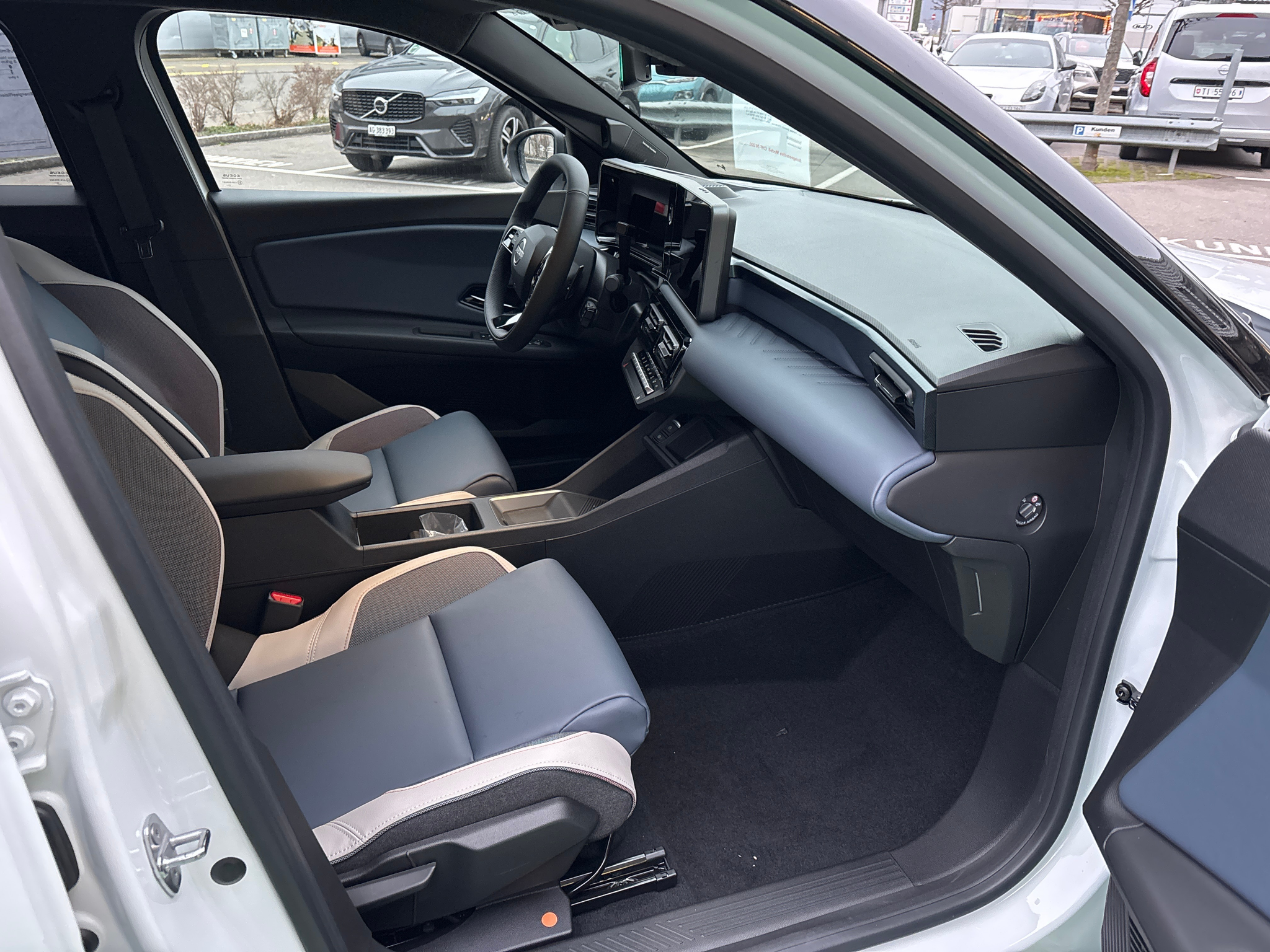 listing desktop thumbnail image 13