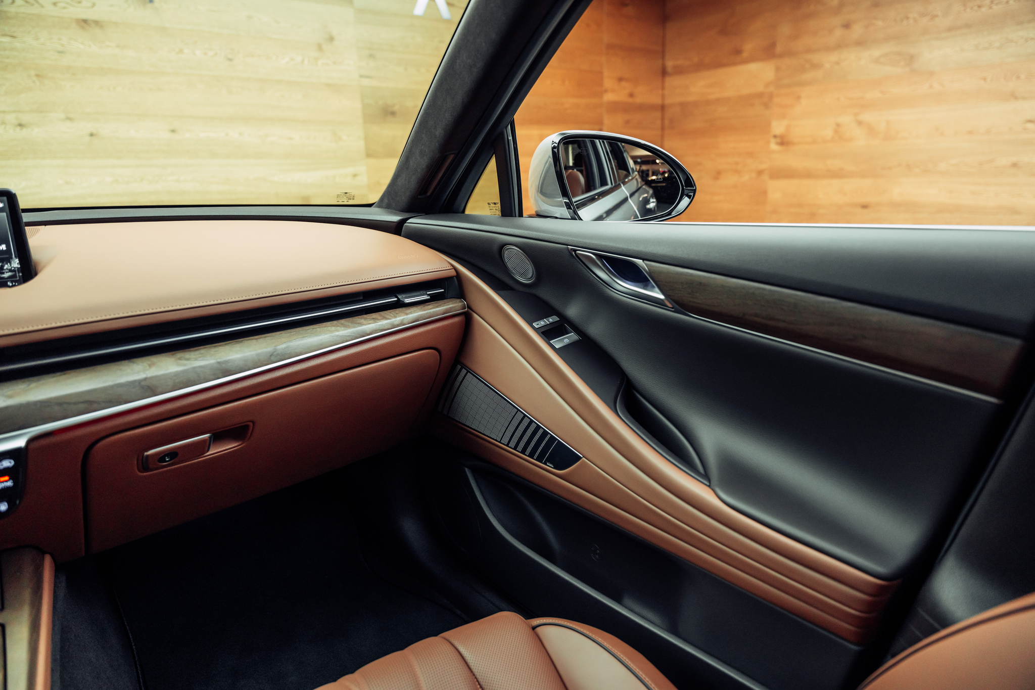 listing desktop thumbnail image 9