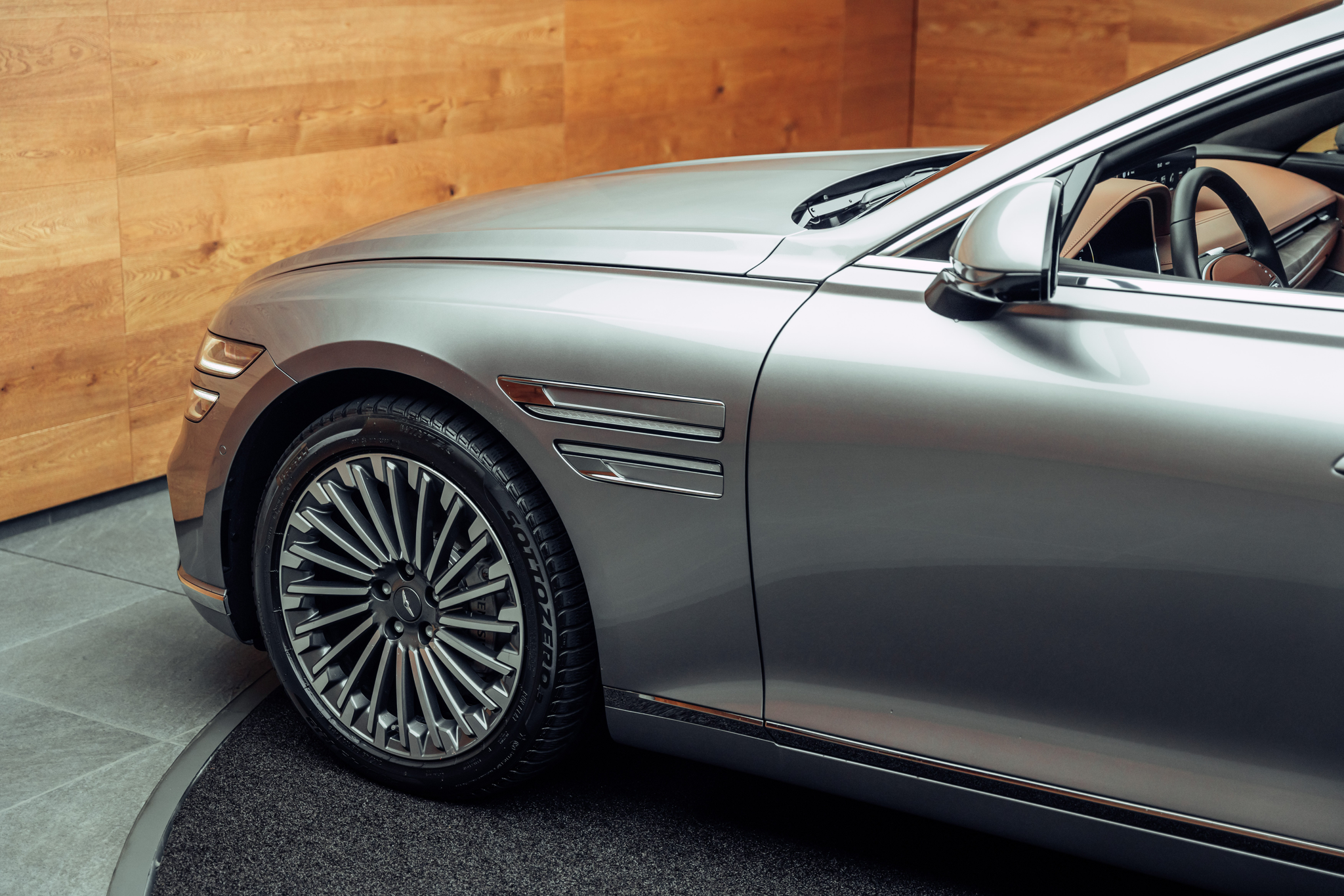 listing desktop thumbnail image 17