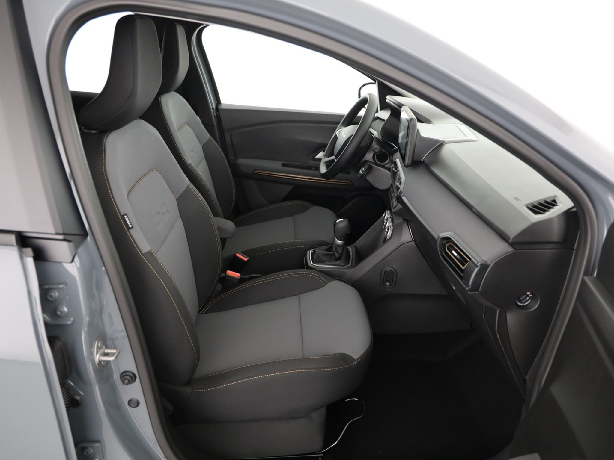 listing desktop thumbnail image 6