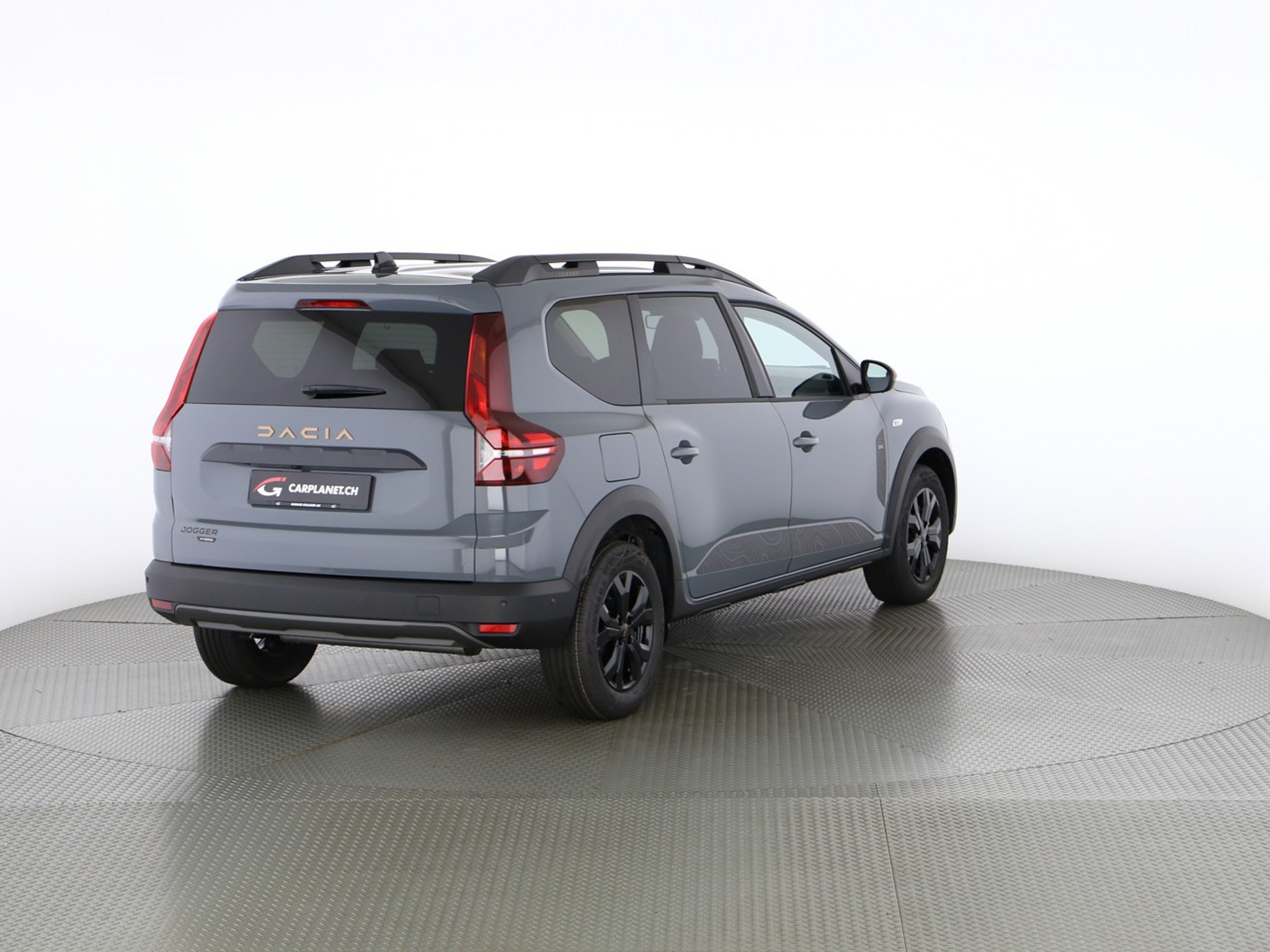 listing desktop thumbnail image 2