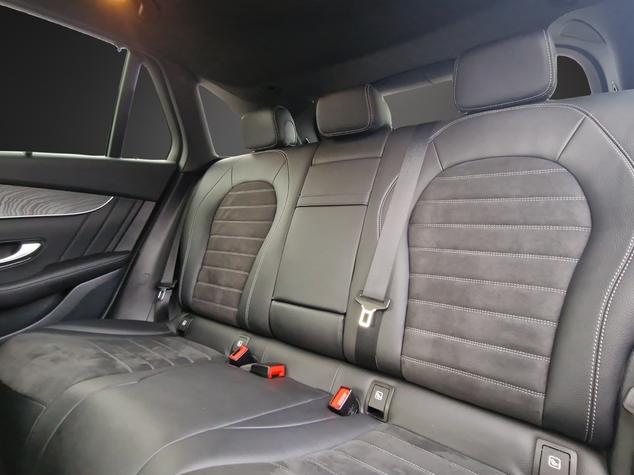 listing desktop thumbnail image 14