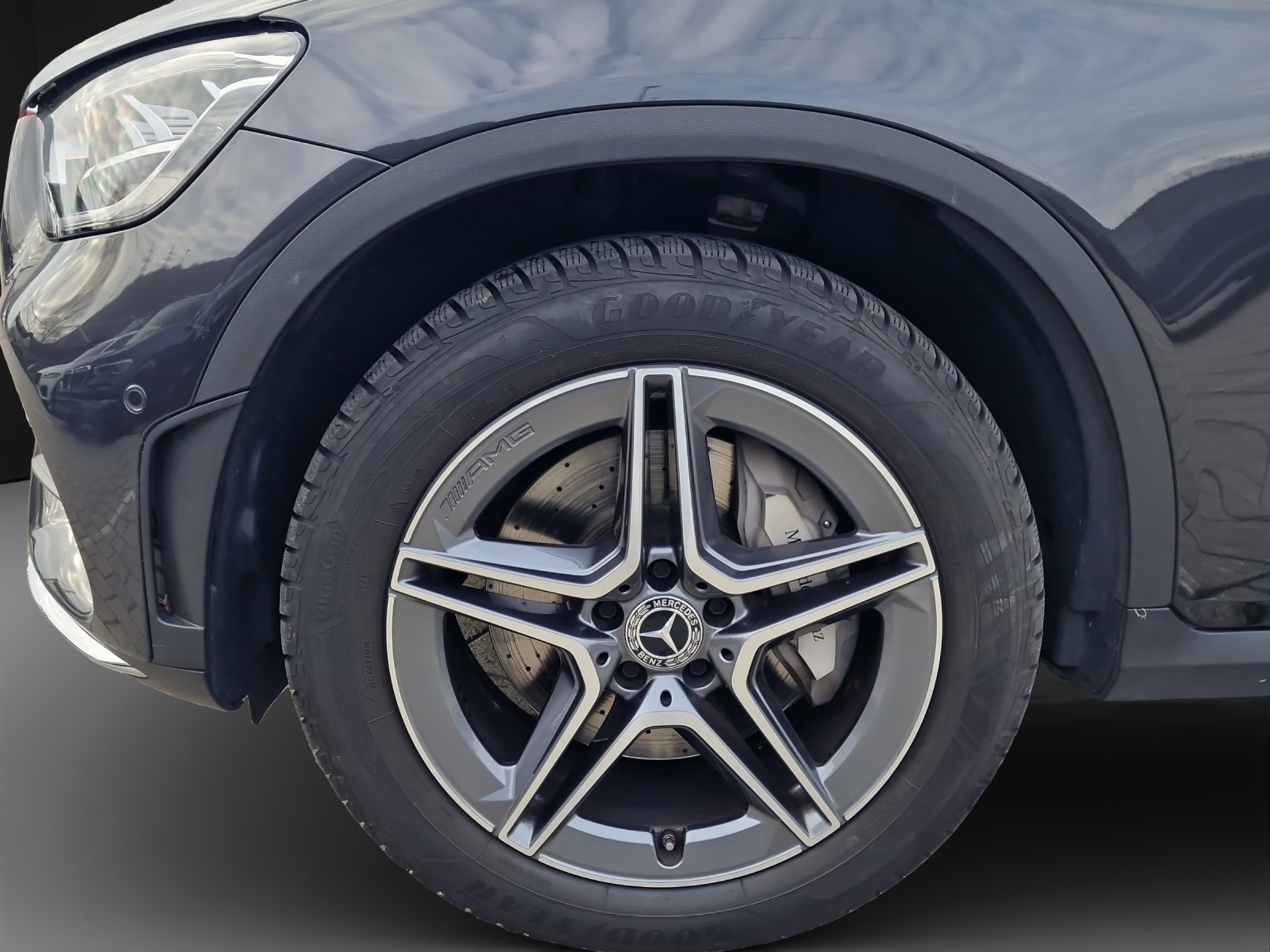 listing desktop thumbnail image 7