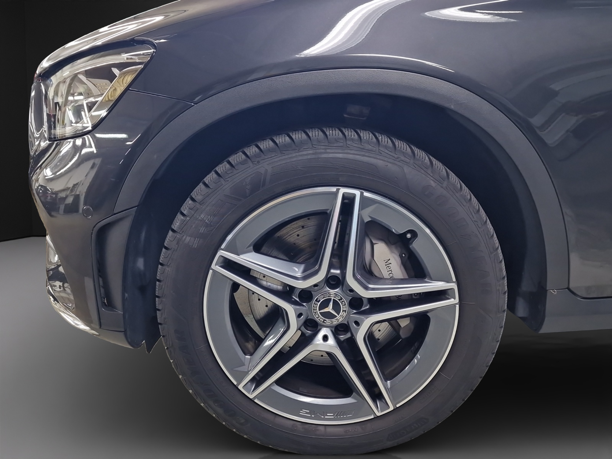 listing desktop thumbnail image 7