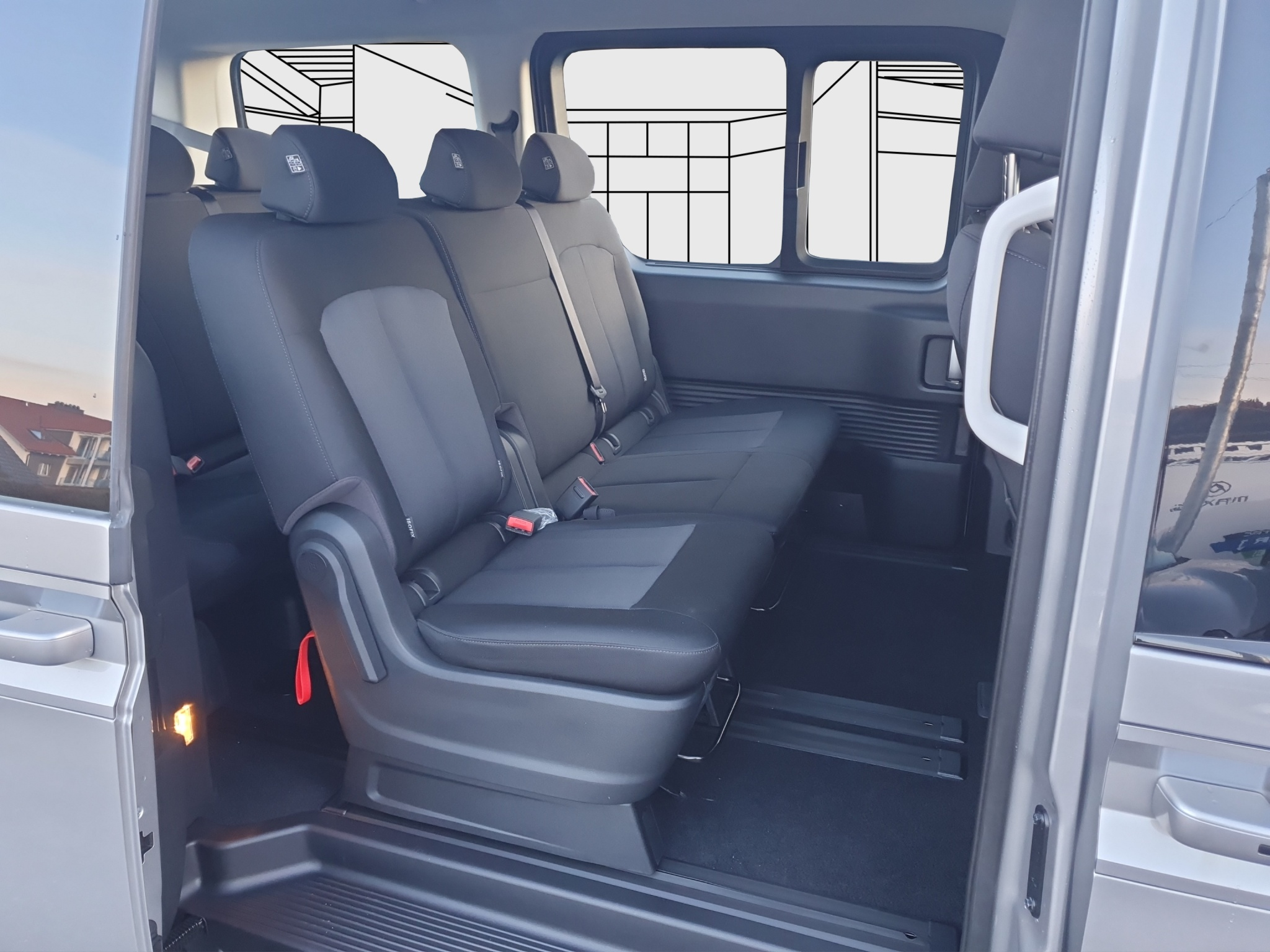 listing desktop thumbnail image 13