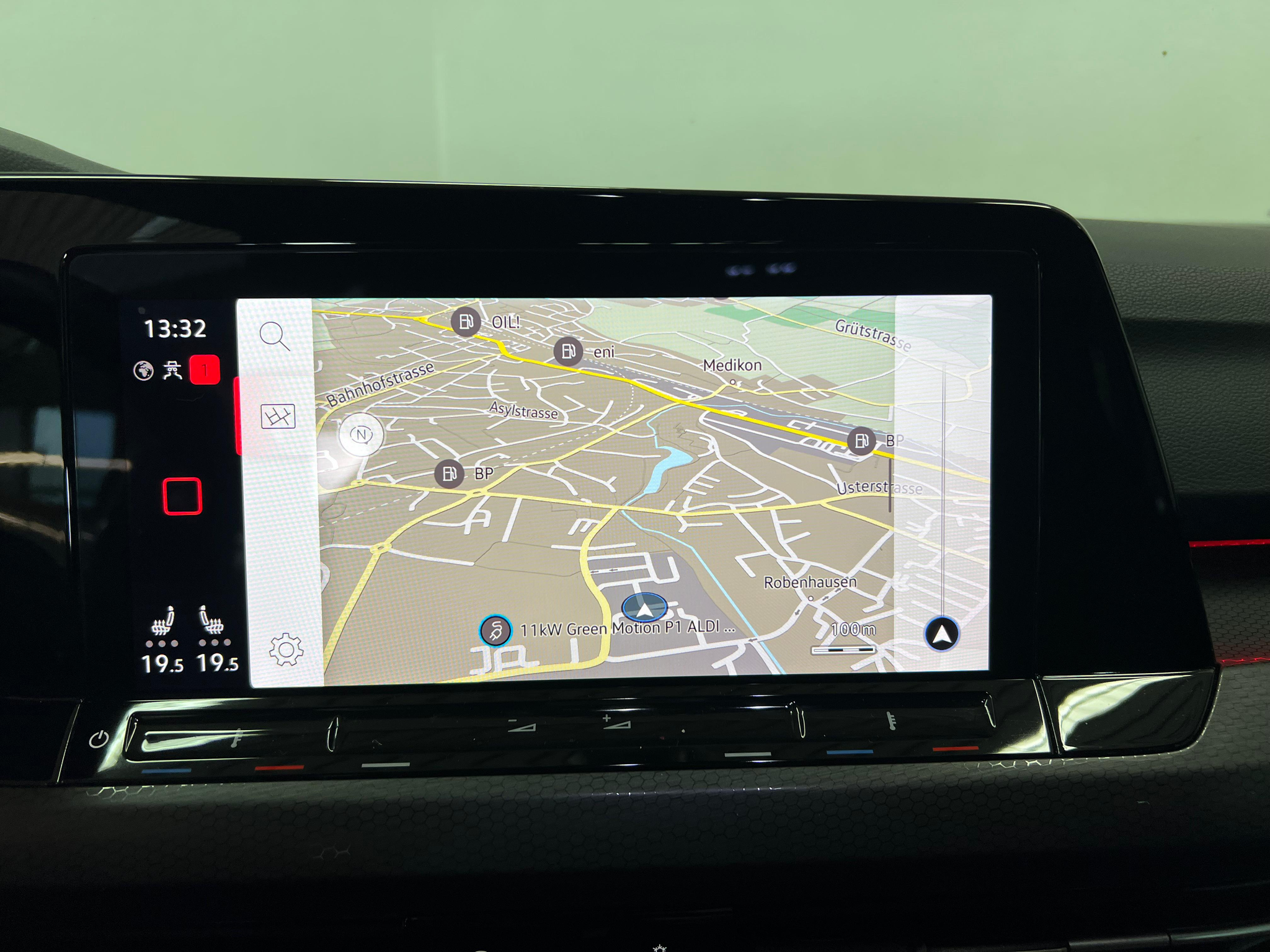 listing desktop thumbnail image 10