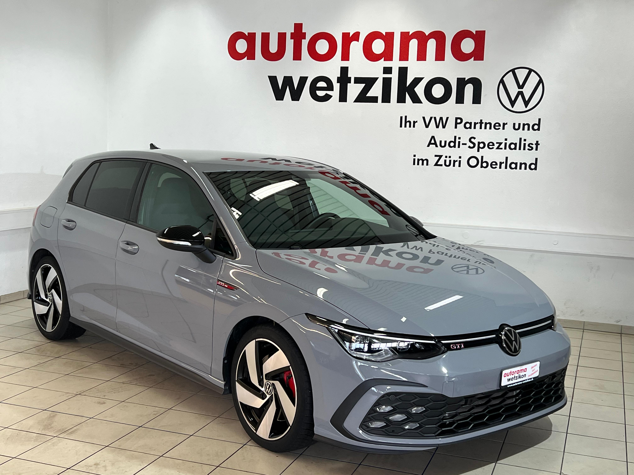 listing desktop thumbnail image 1