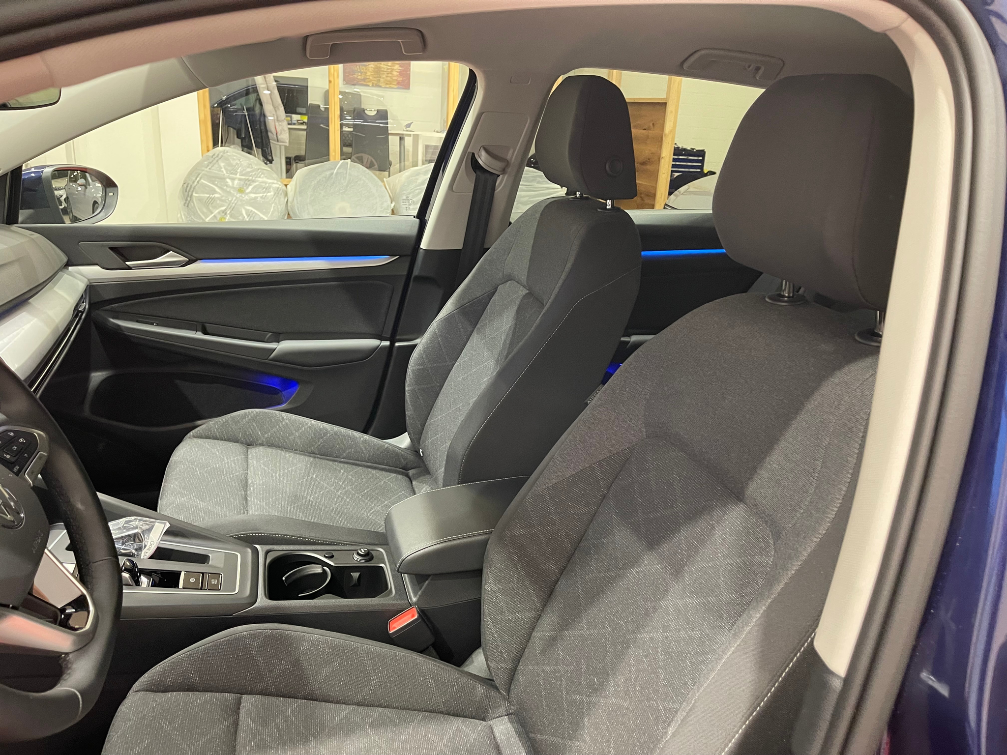 listing desktop thumbnail image 9