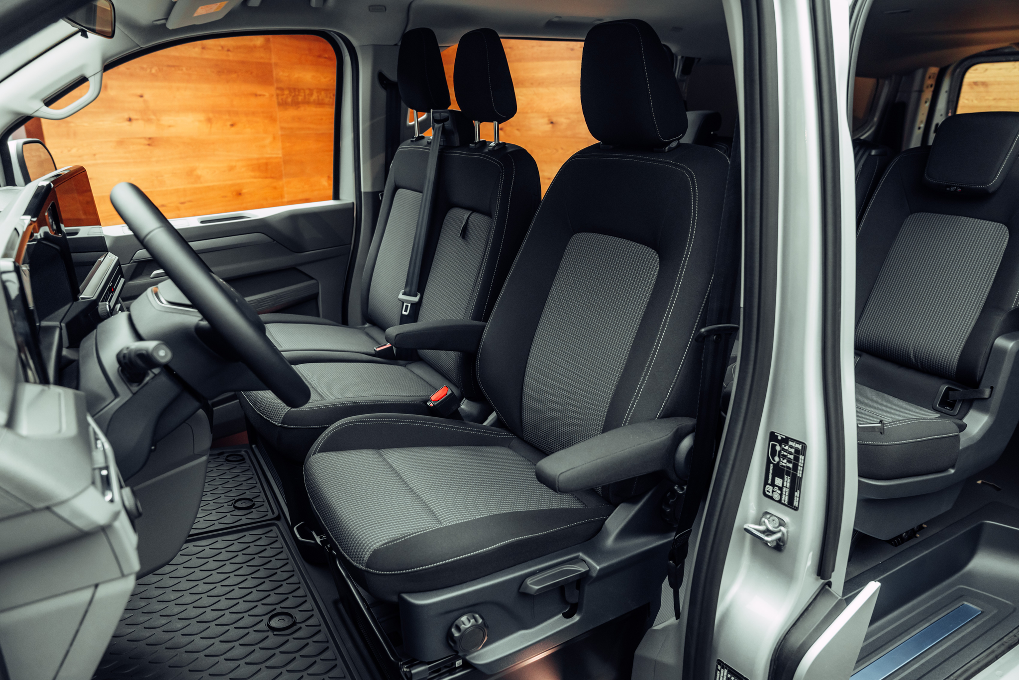 listing desktop thumbnail image 5