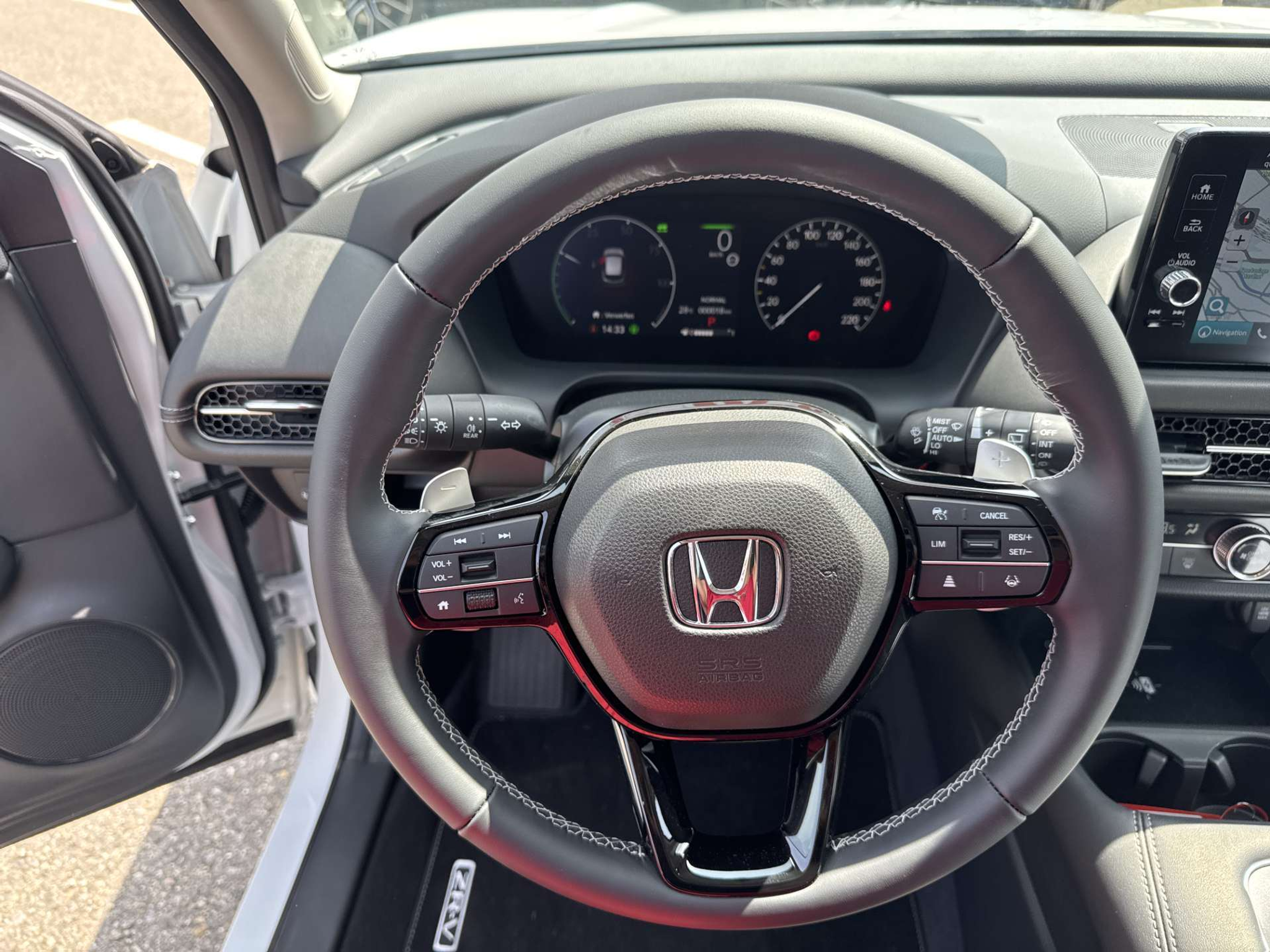 listing desktop thumbnail image 14