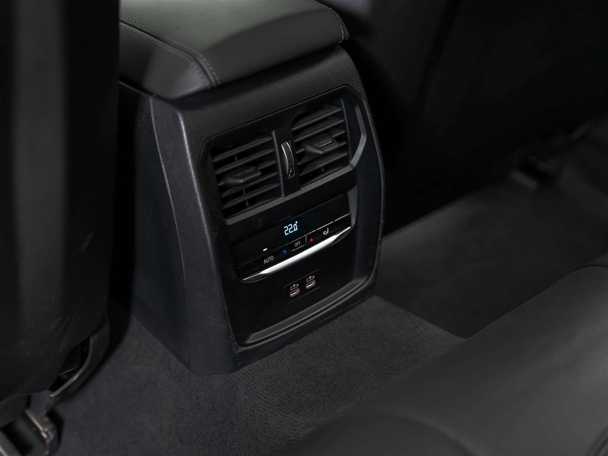 listing desktop thumbnail image 28