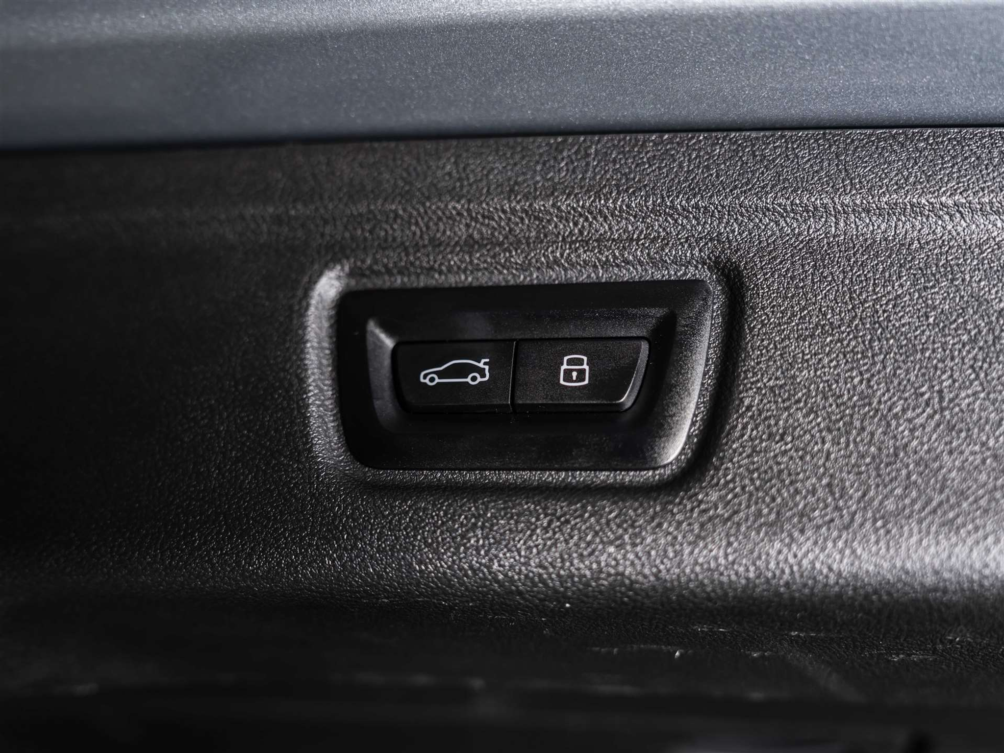 listing desktop thumbnail image 48