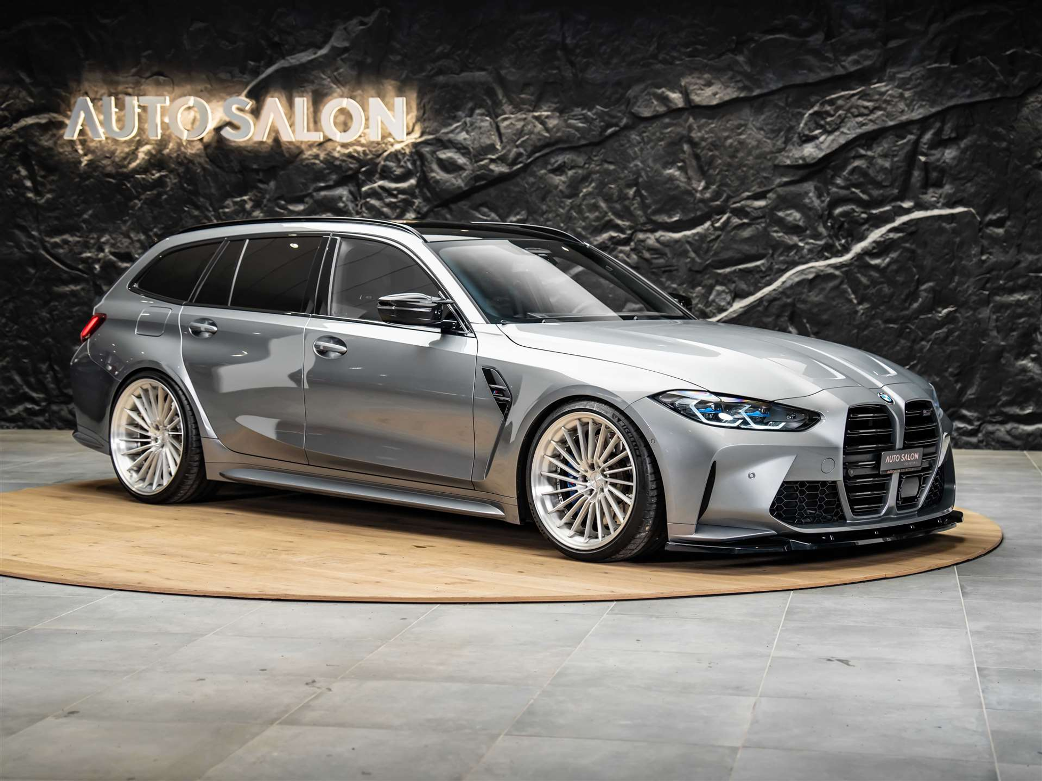 listing desktop thumbnail image 5