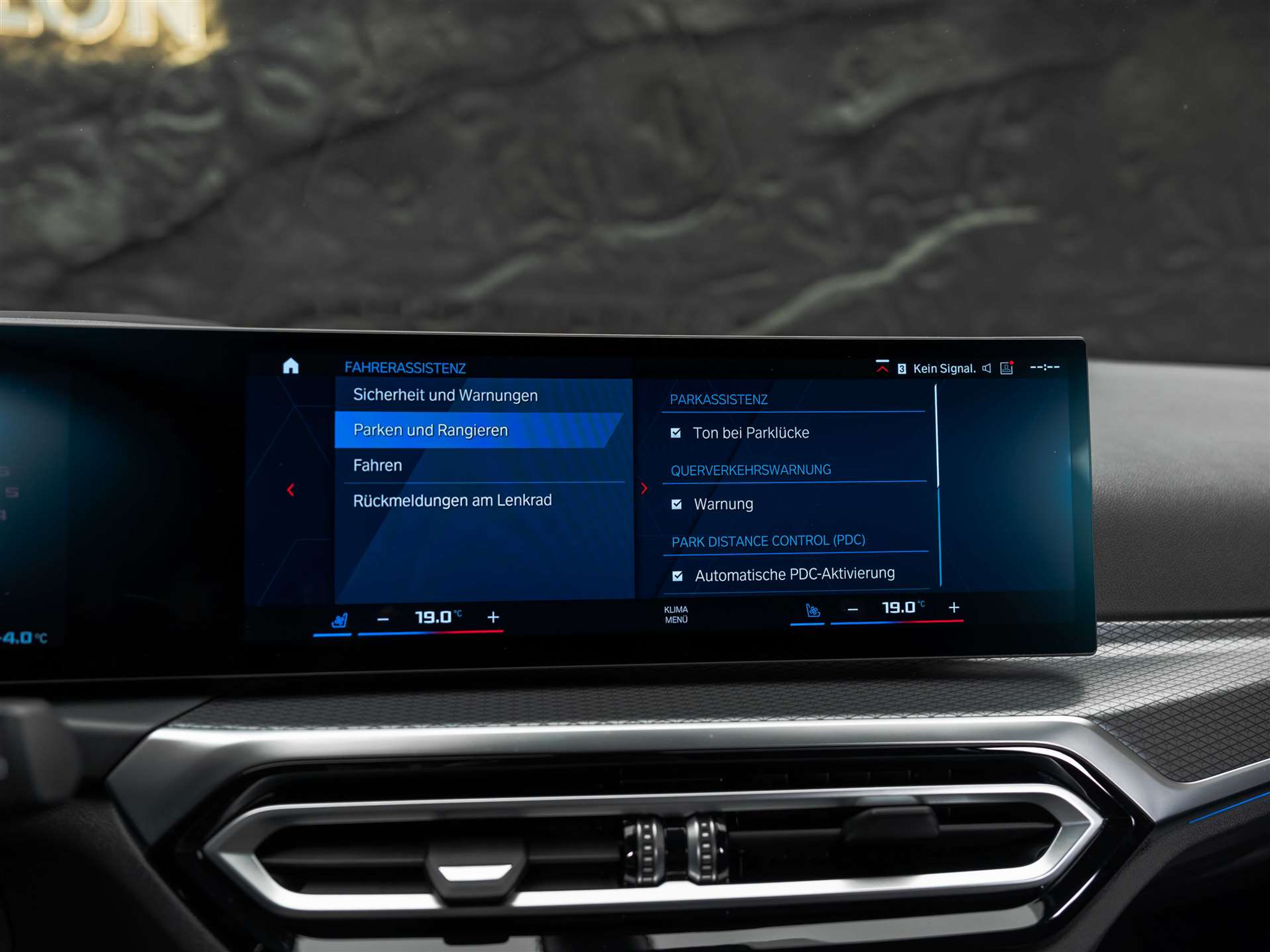 listing desktop thumbnail image 44