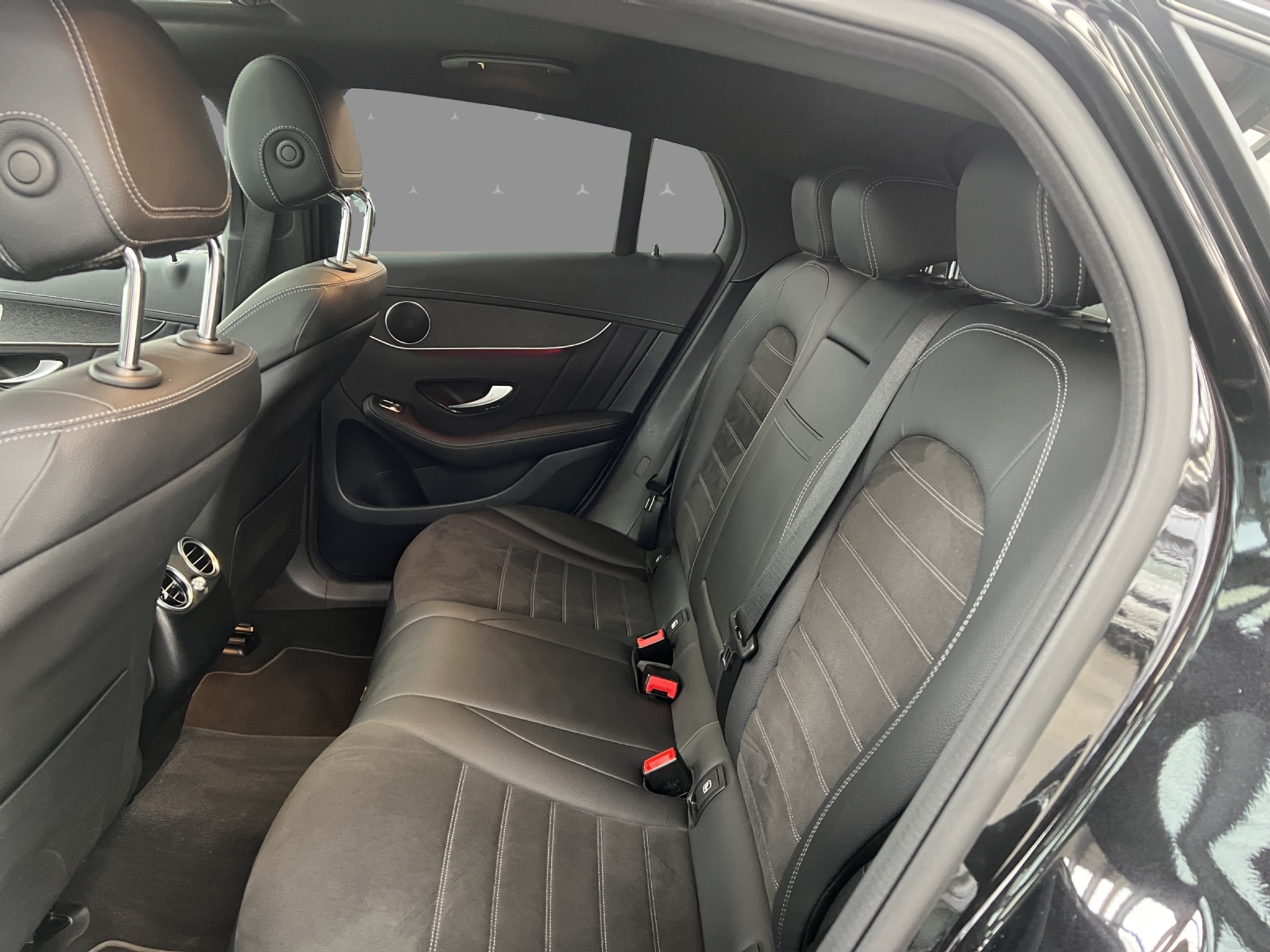 listing desktop thumbnail image 15