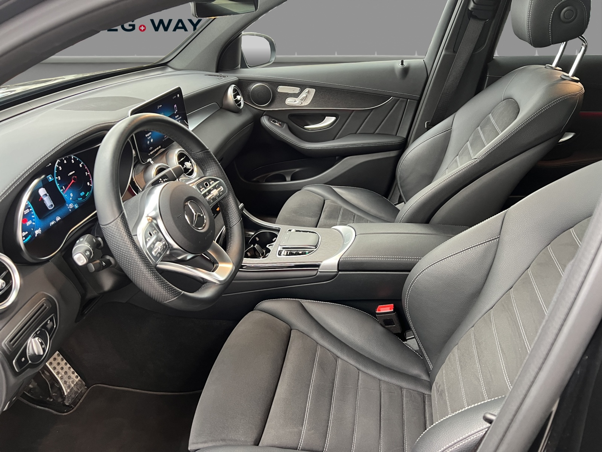 listing desktop thumbnail image 9