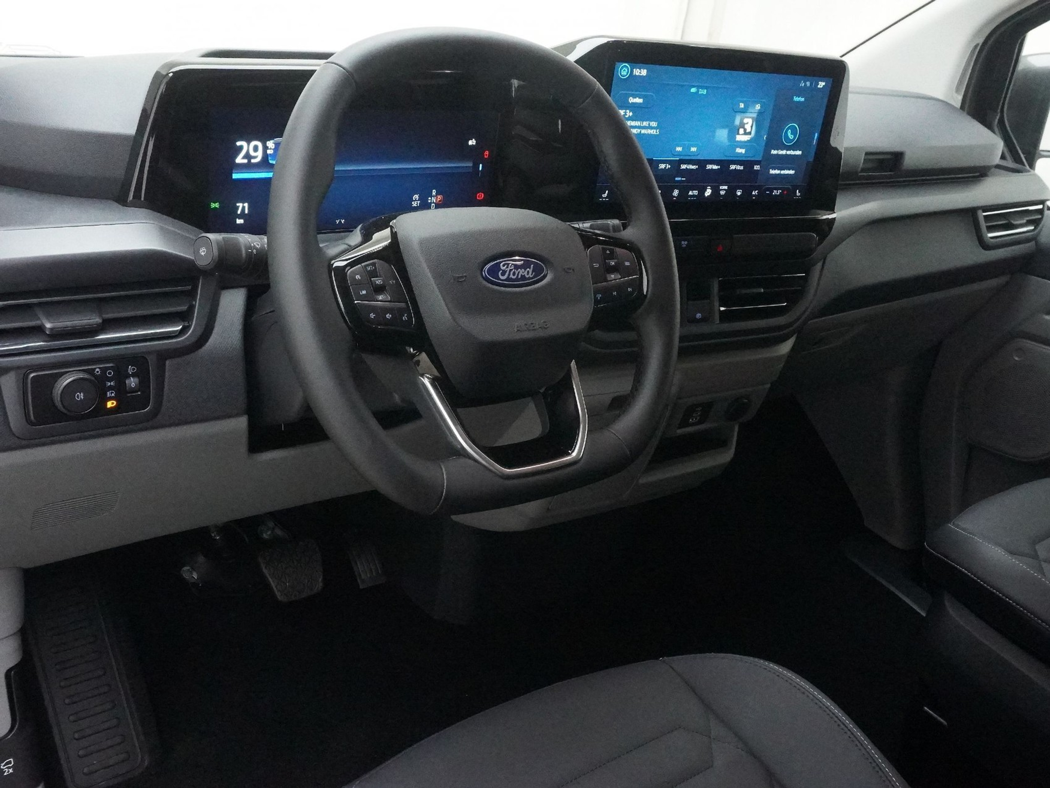 listing desktop thumbnail image 4