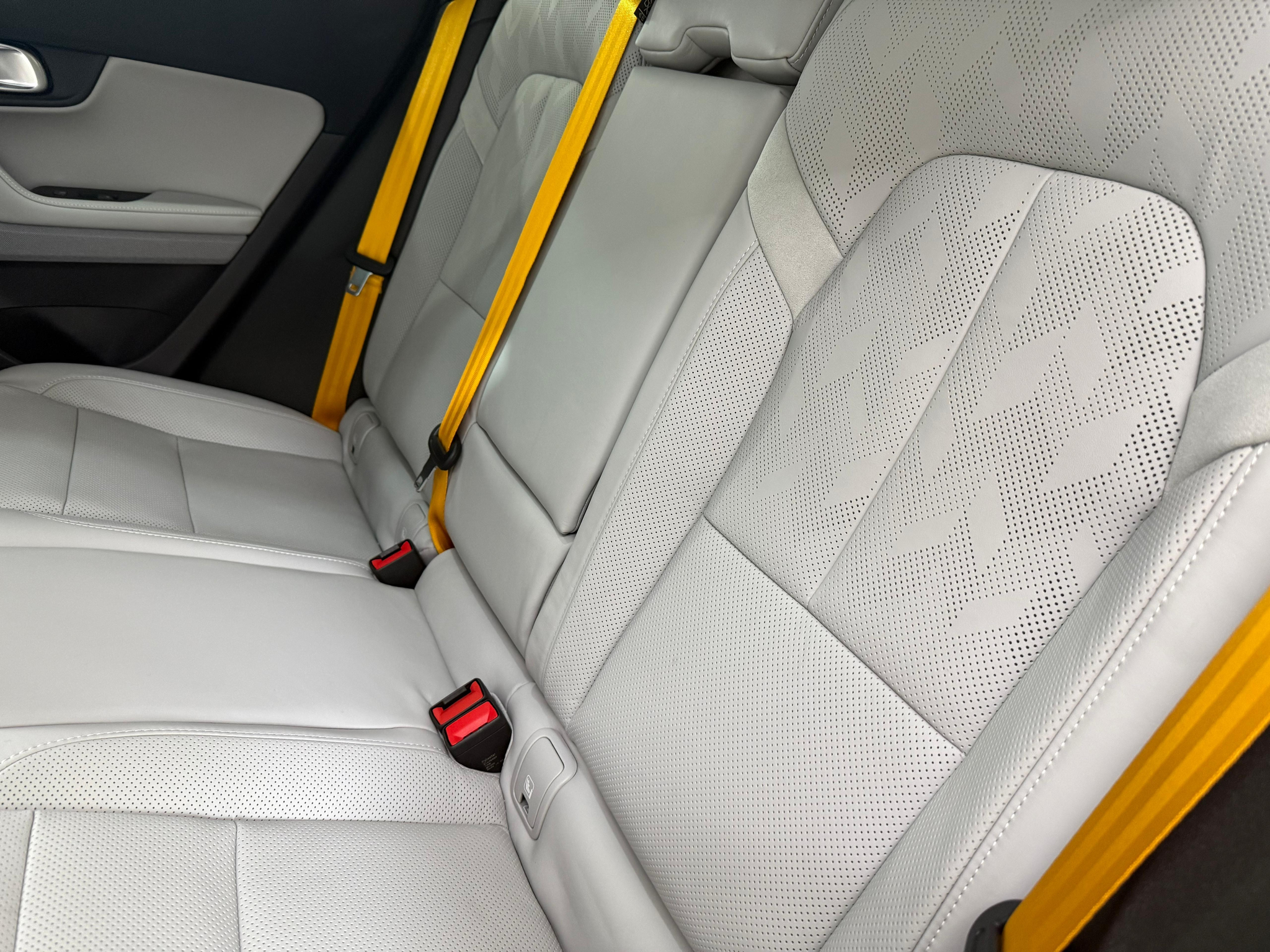 listing desktop thumbnail image 5